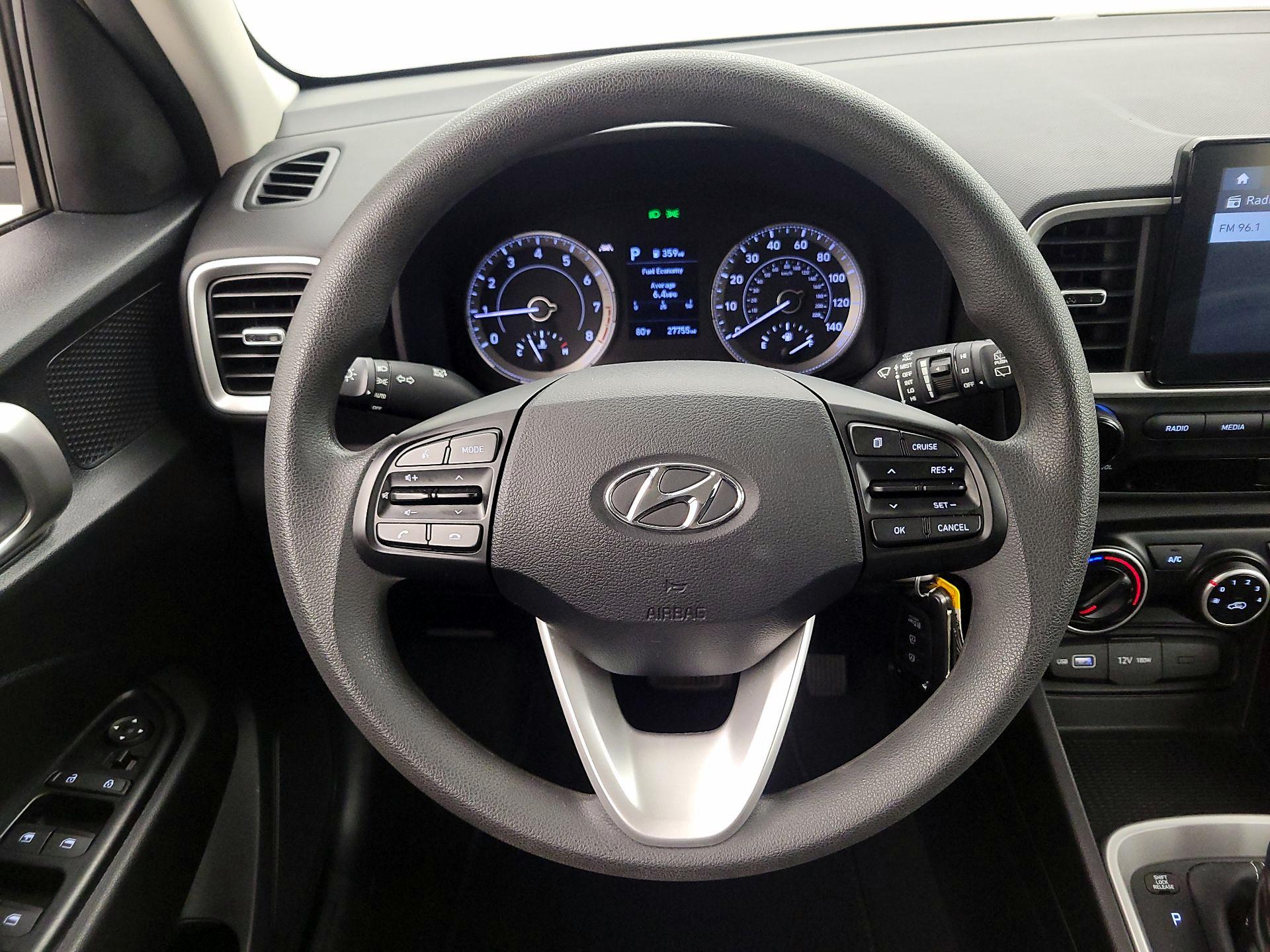 Thumbnail: 2022 Hyundai Venue - 10