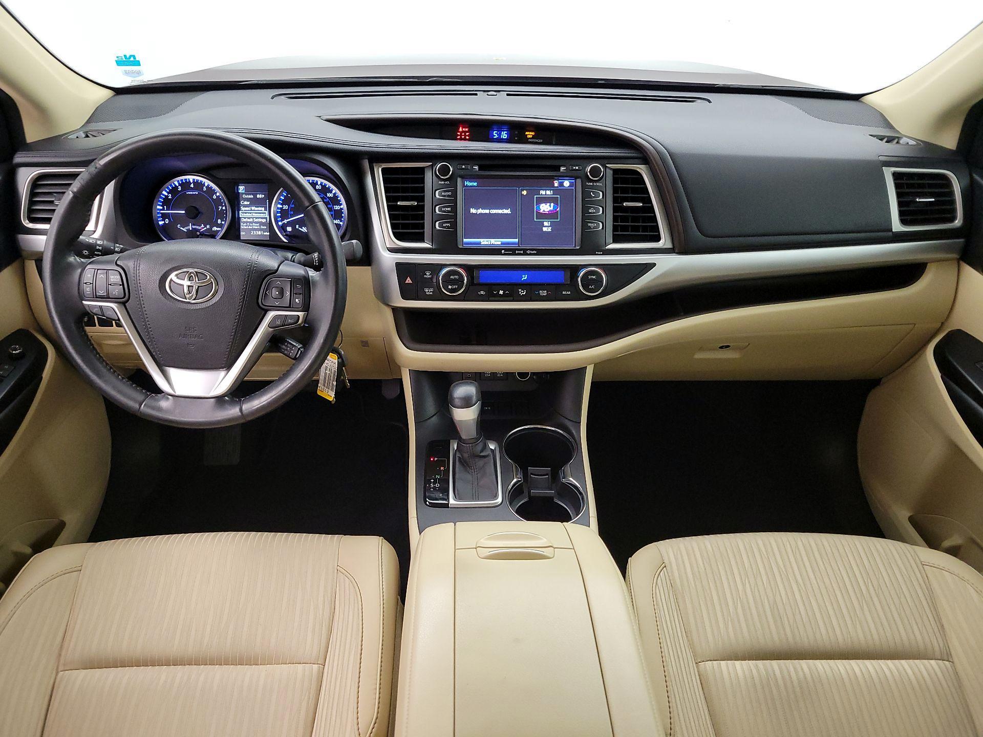 Thumbnail: 2018 Toyota Highlander - 9