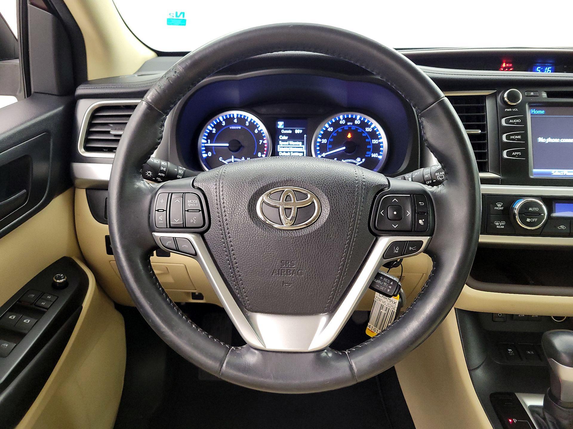 Thumbnail: 2018 Toyota Highlander - 10
