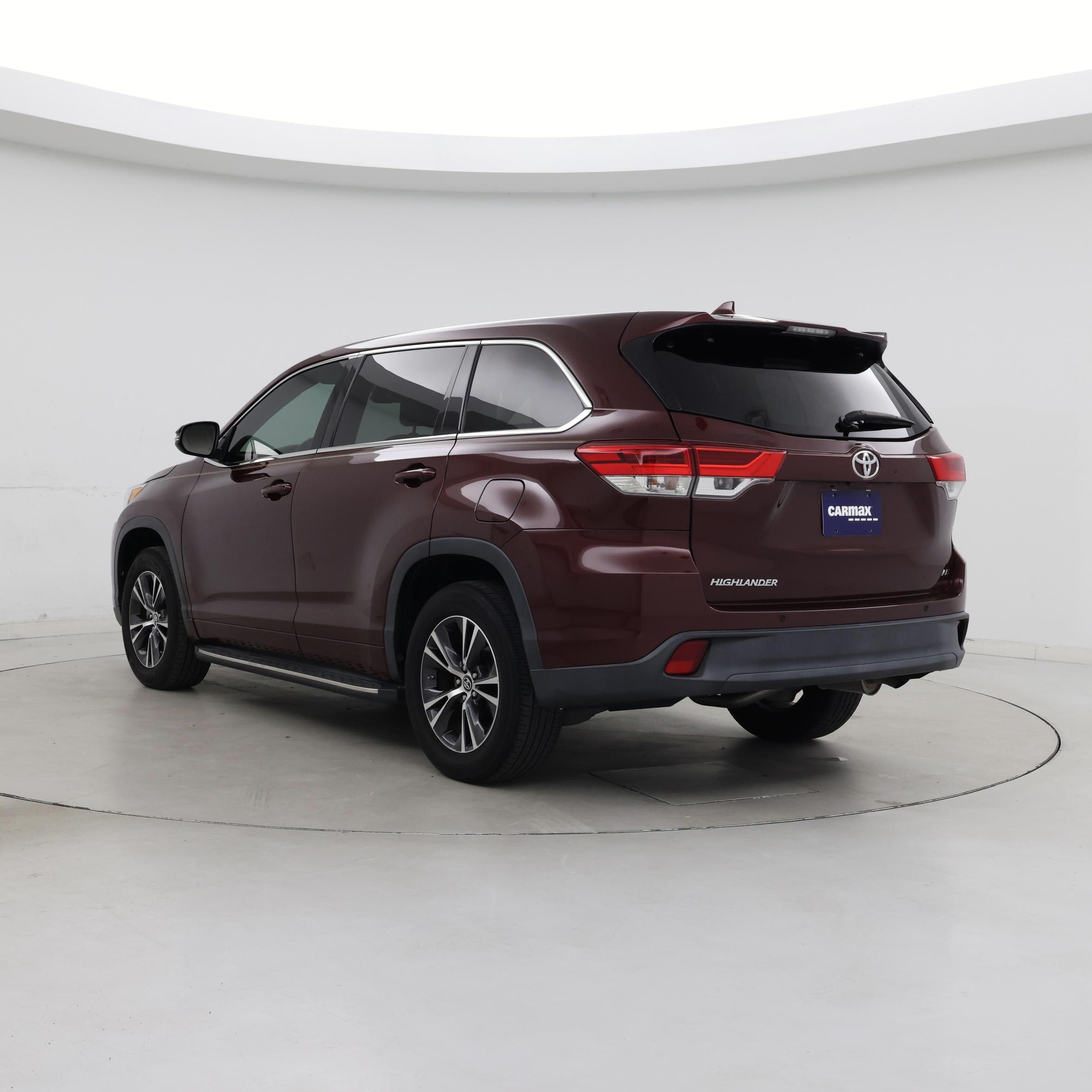 Thumbnail: 2018 Toyota Highlander - 2