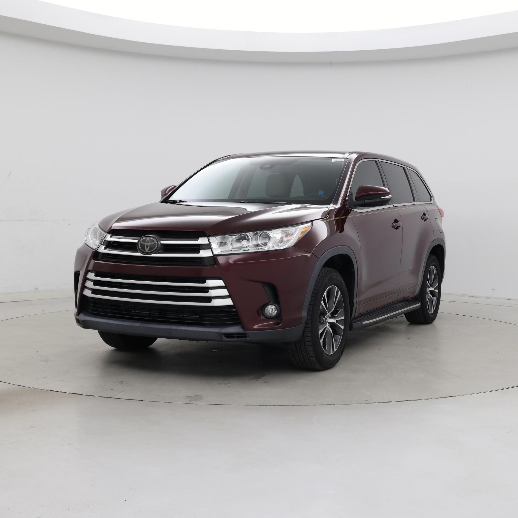 Thumbnail: 2018 Toyota Highlander - 4