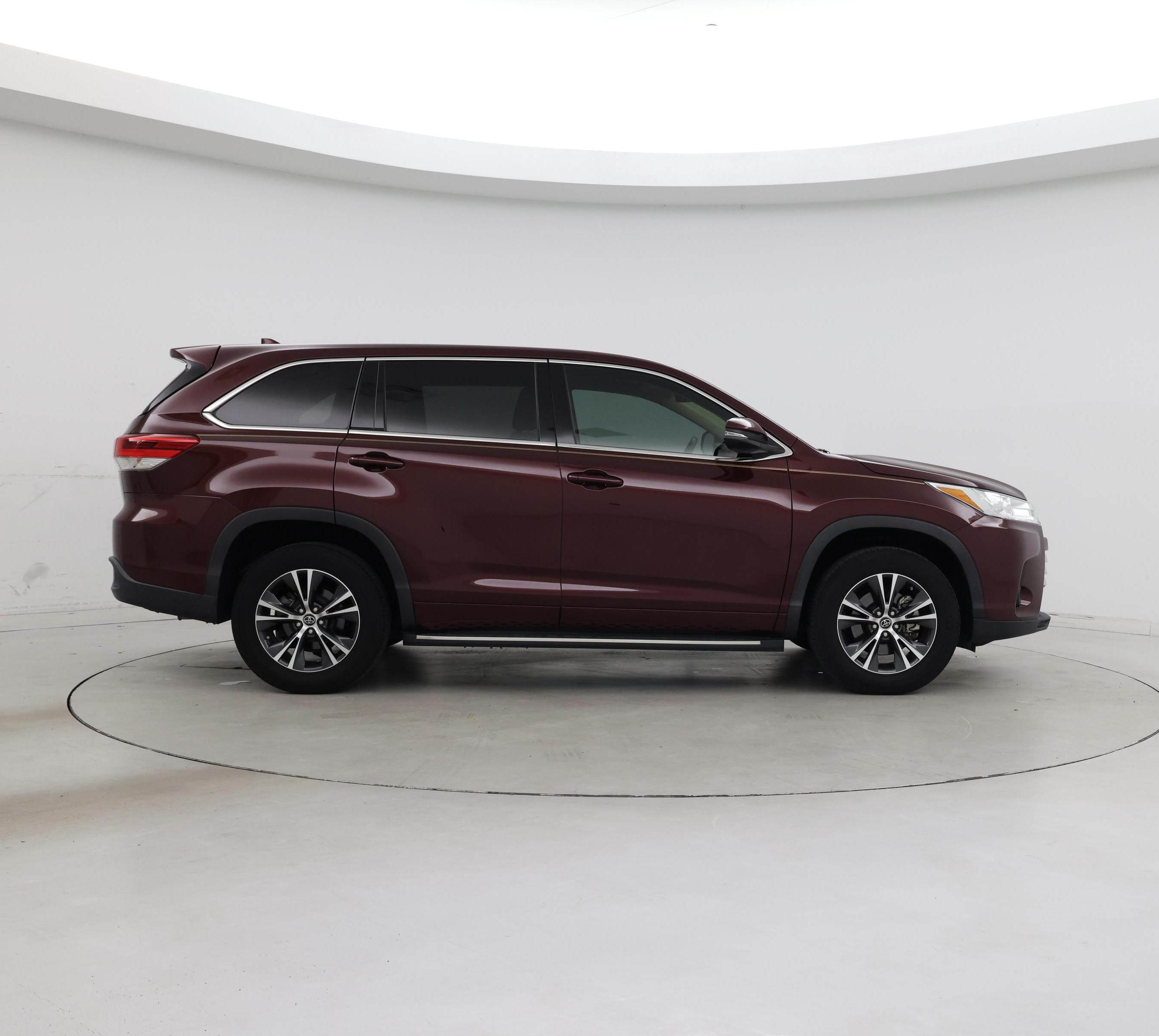 Thumbnail: 2018 Toyota Highlander - 7