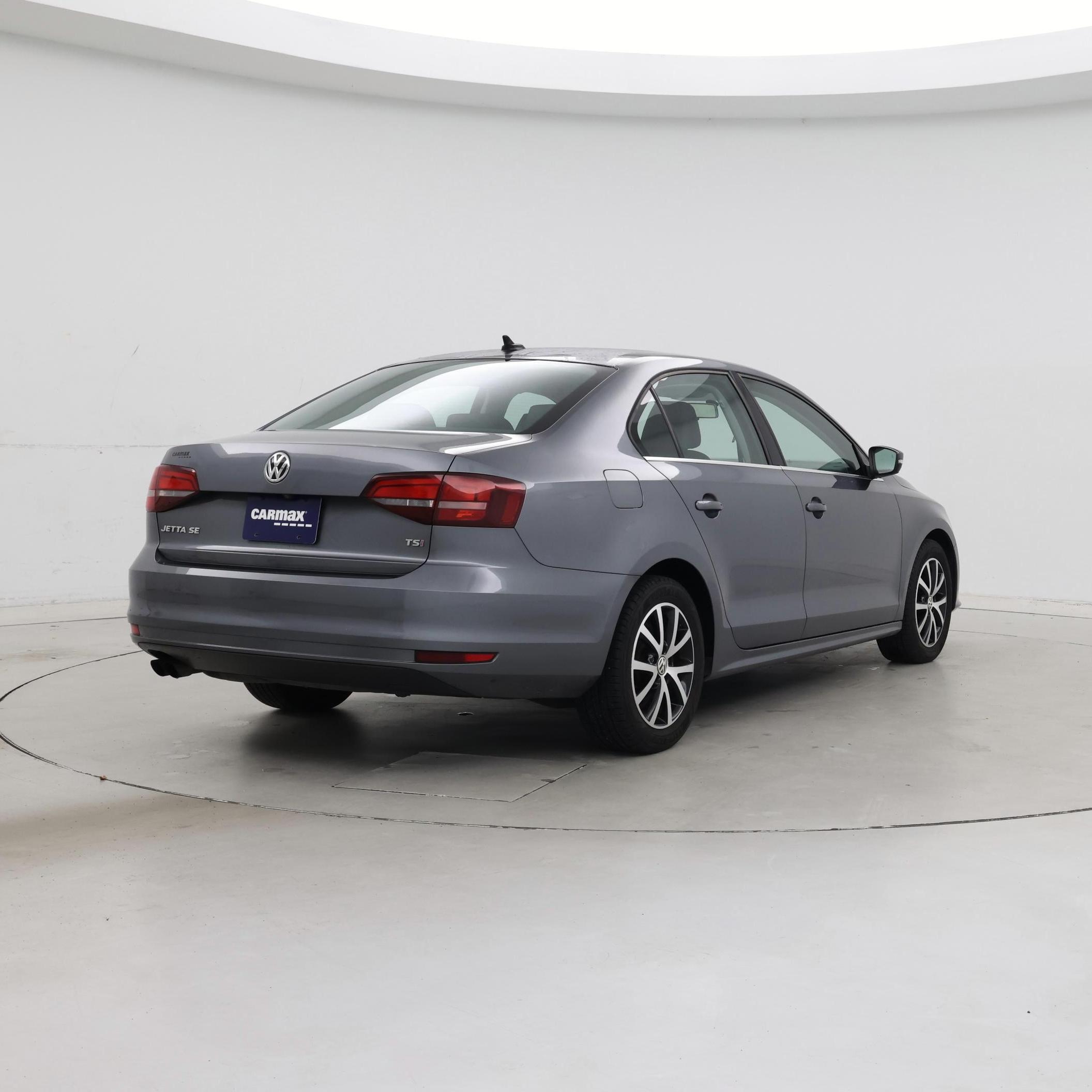 Thumbnail: 2017 Volkswagen Jetta - 8