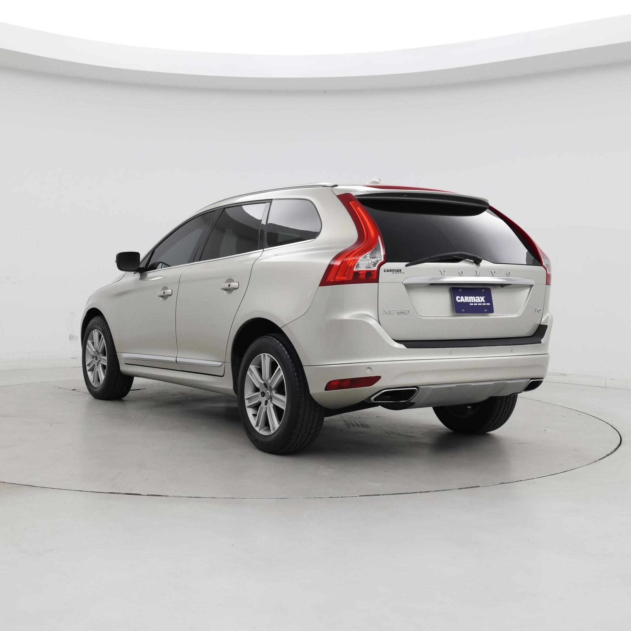 Thumbnail: 2017 Volvo XC60 - 2