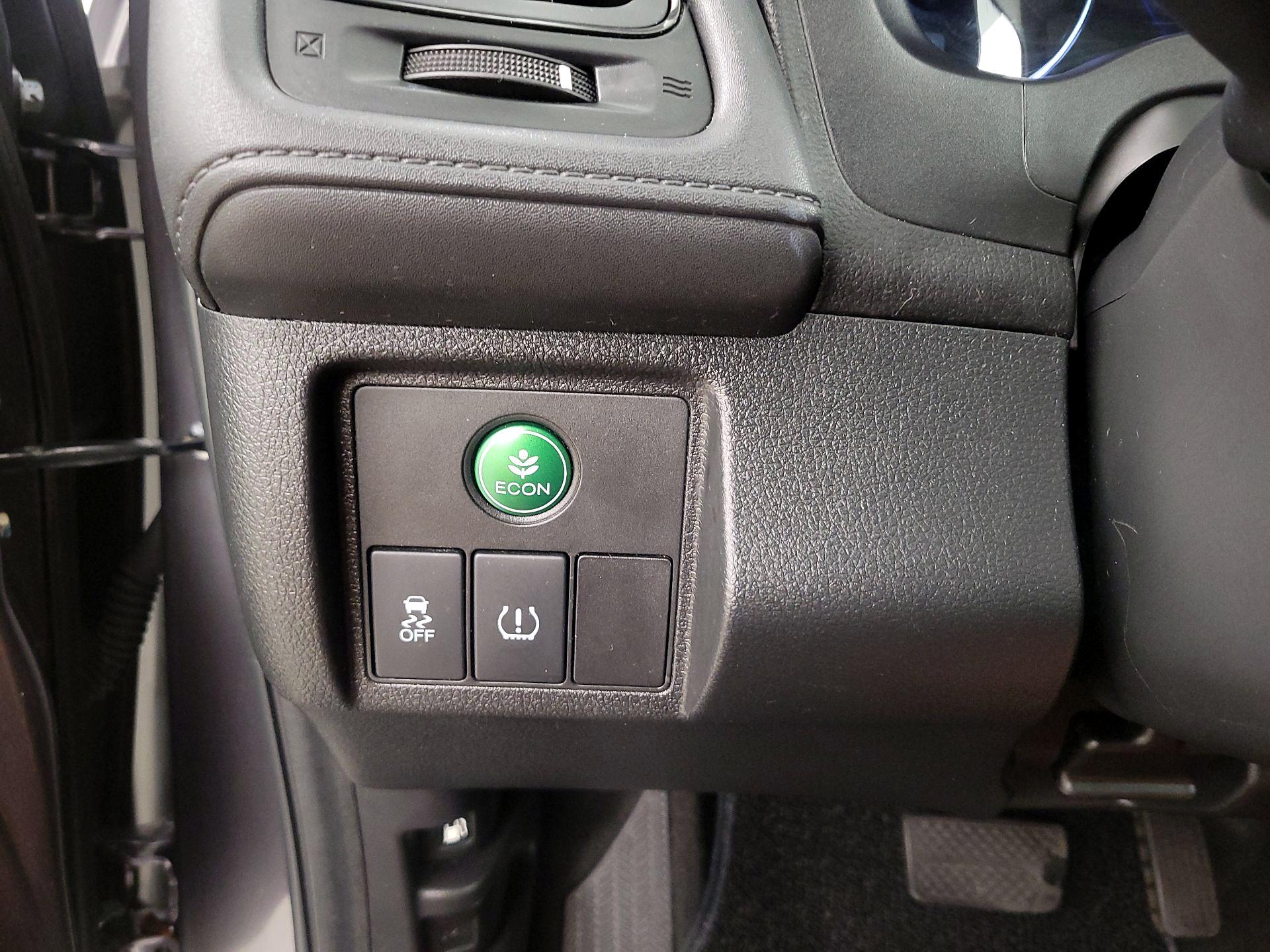 Thumbnail: 2016 Honda HR-V - 13