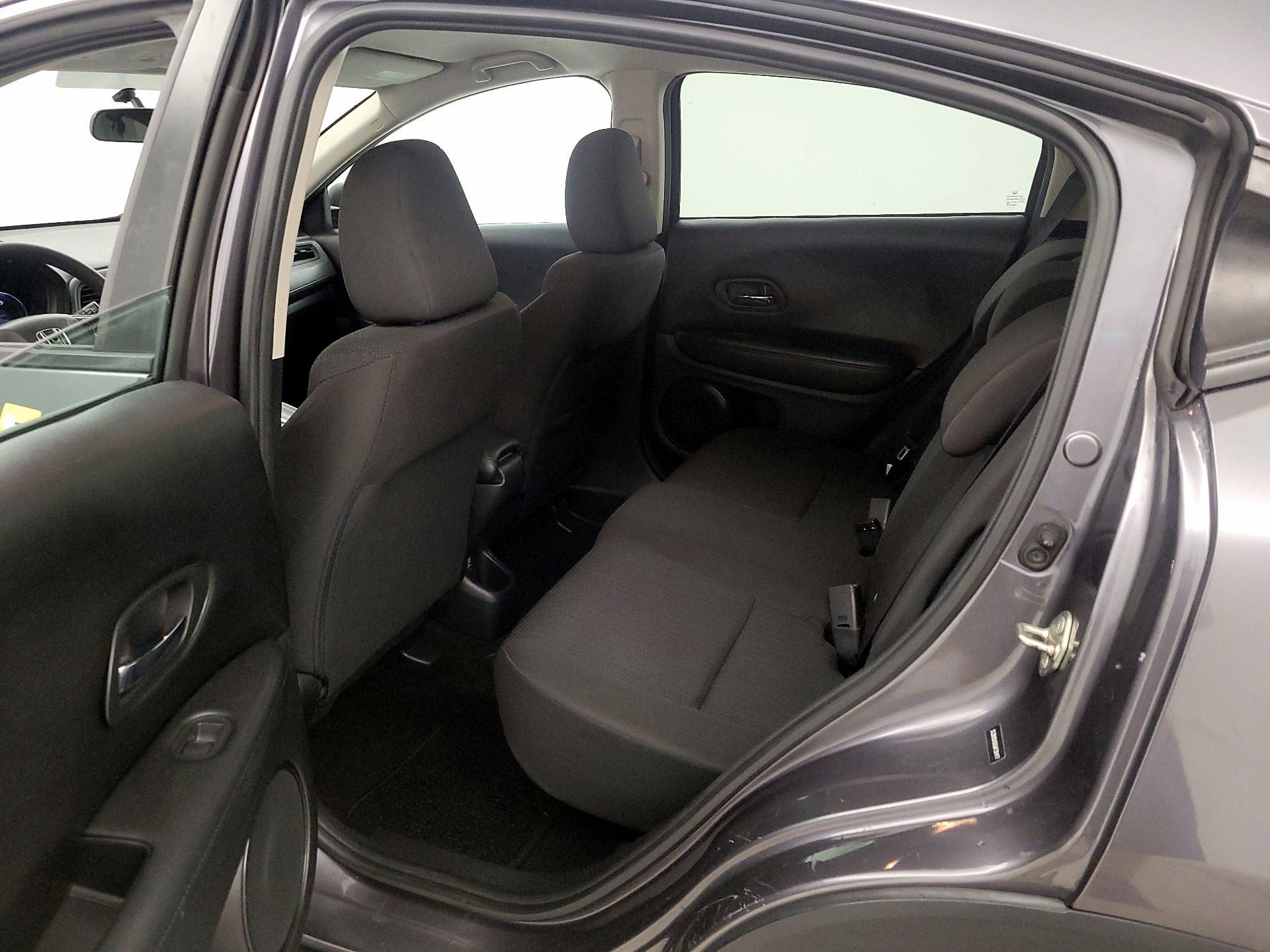 Thumbnail: 2016 Honda HR-V - 19