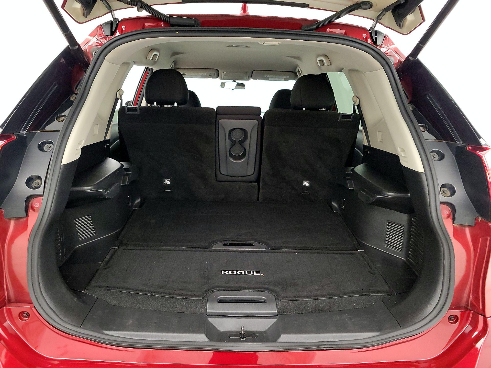 Thumbnail: 2018 Nissan Rogue - 20