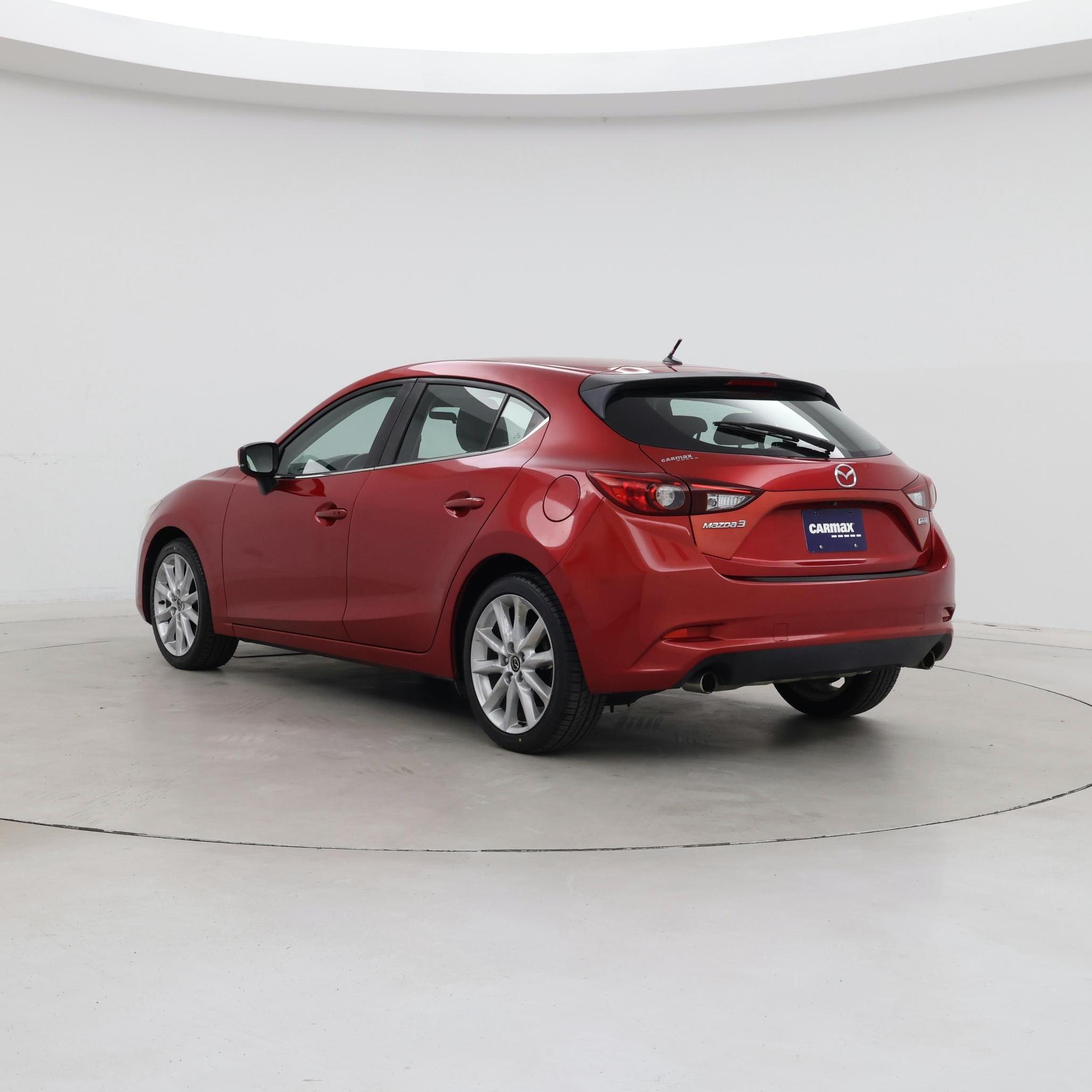 Thumbnail: 2017 Mazda Mazda3 - 2