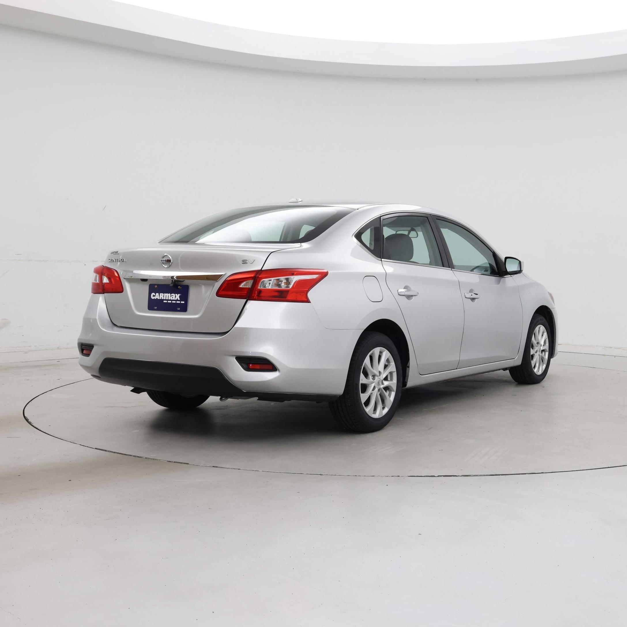 Thumbnail: 2019 Nissan Sentra - 8