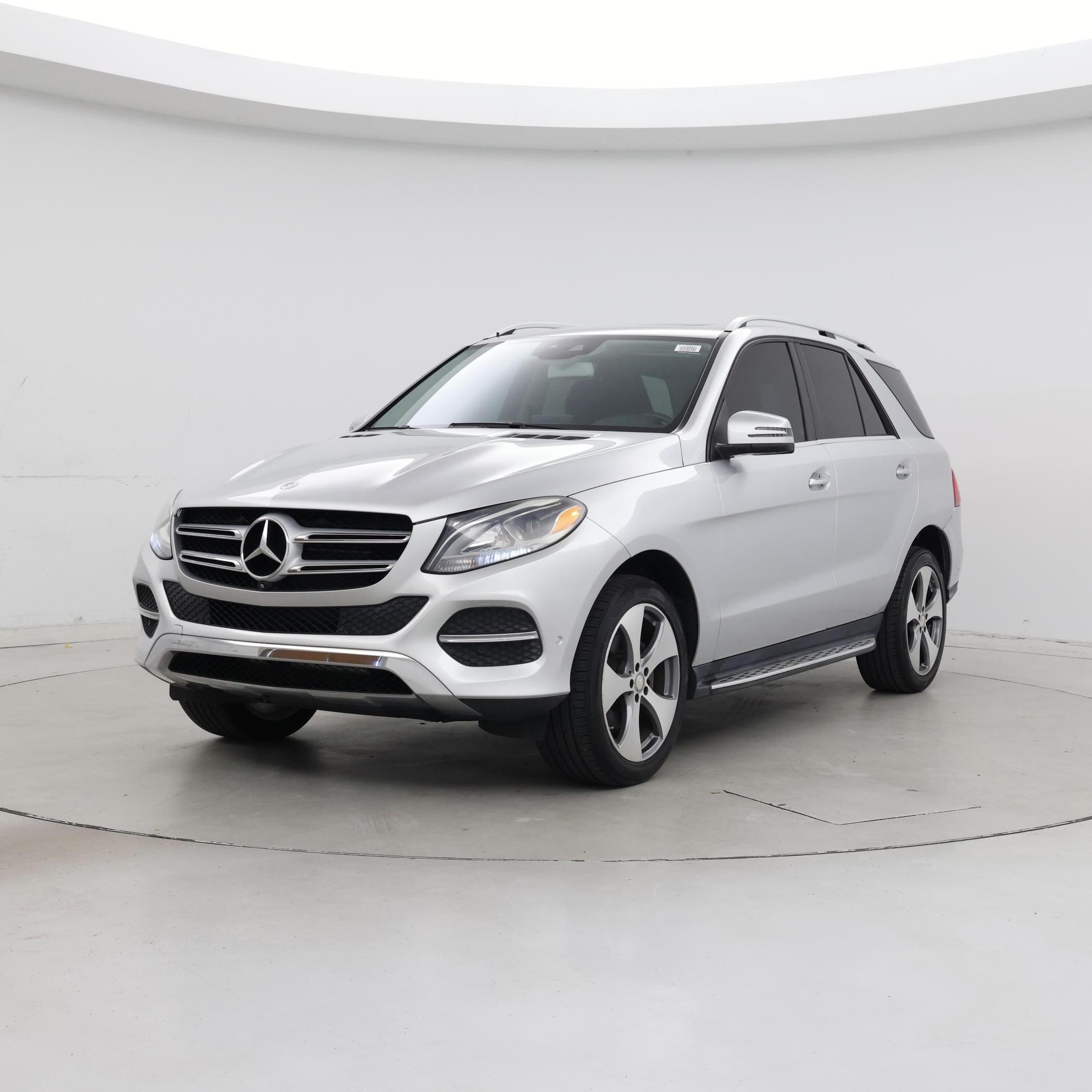 Thumbnail: 2016 Mercedes-Benz GLE - 4