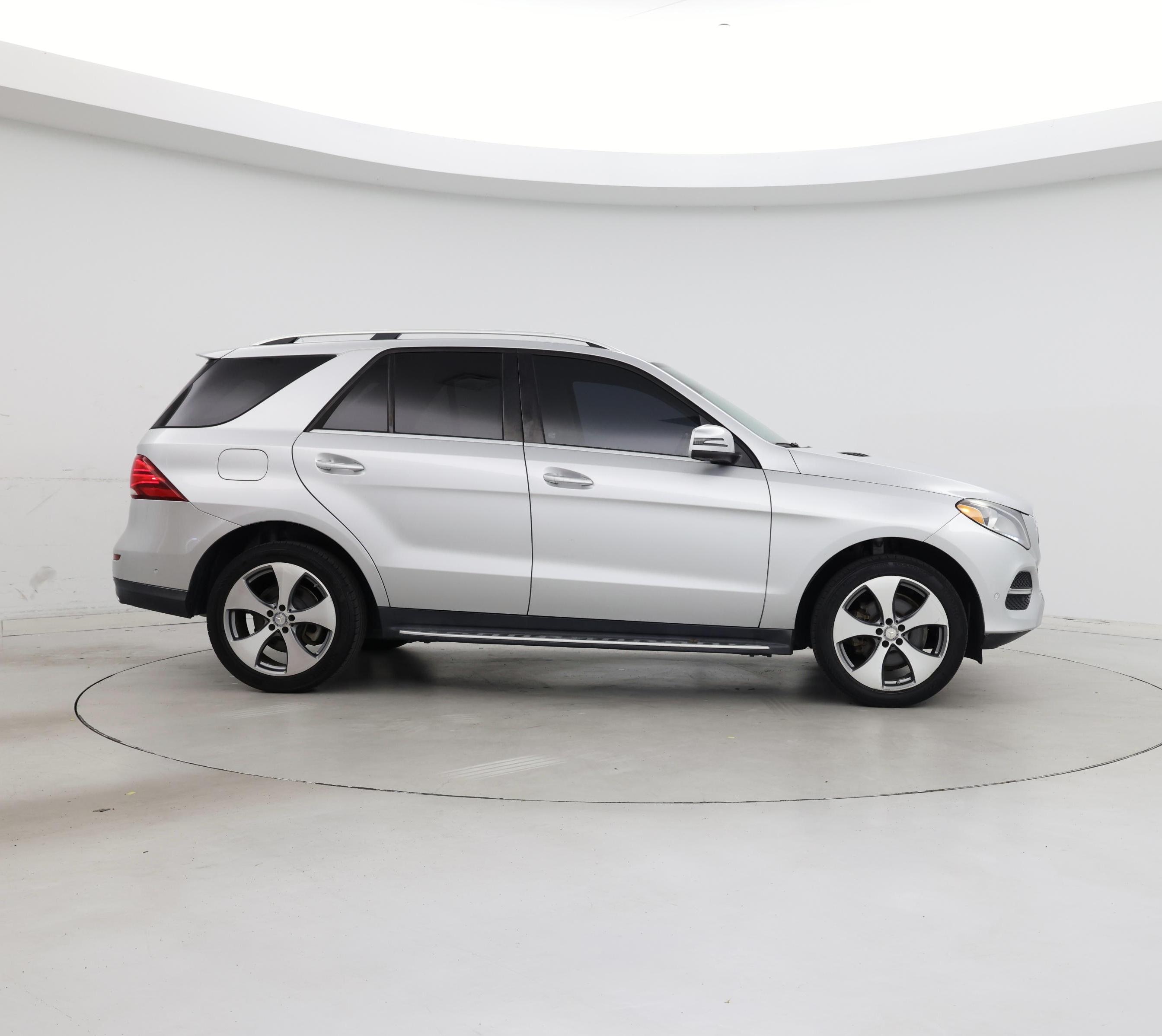 Thumbnail: 2016 Mercedes-Benz GLE - 7