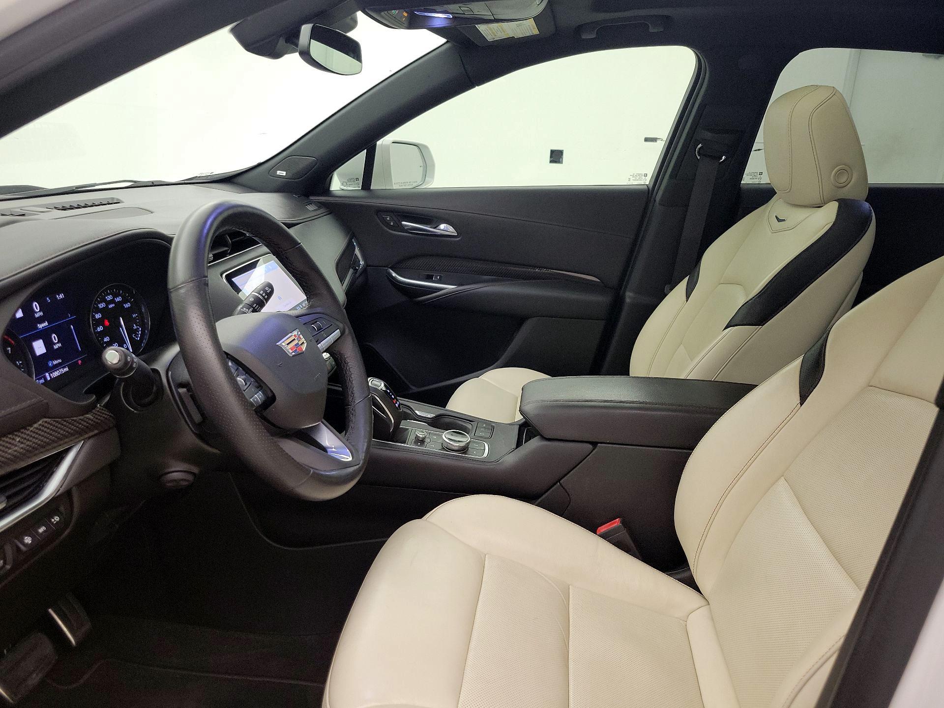 Thumbnail: 2019 Cadillac XT4 - 11