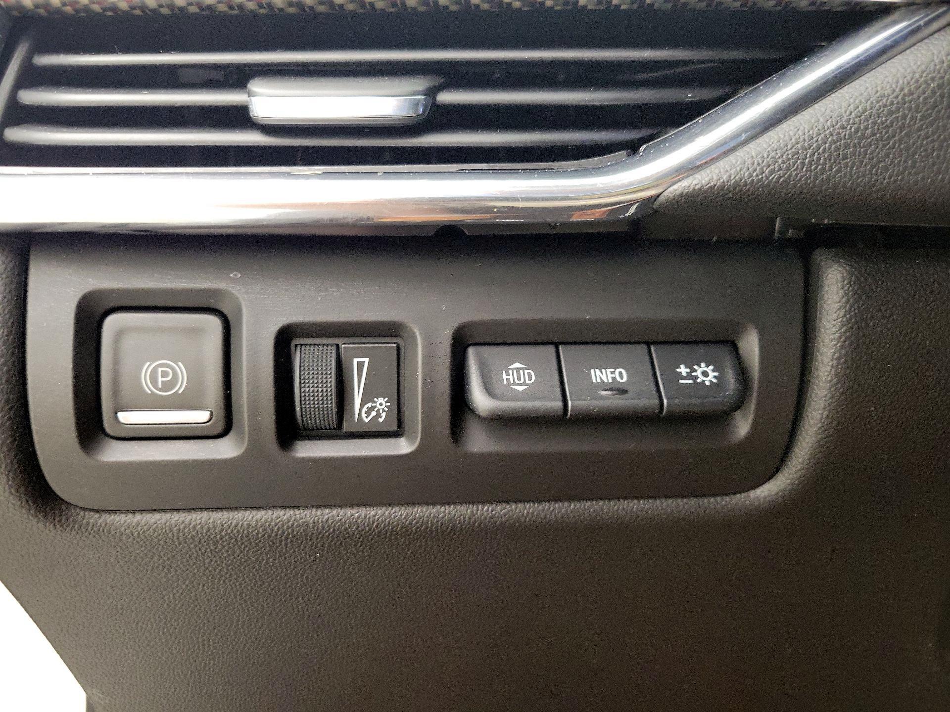 Thumbnail: 2019 Cadillac XT4 - 13