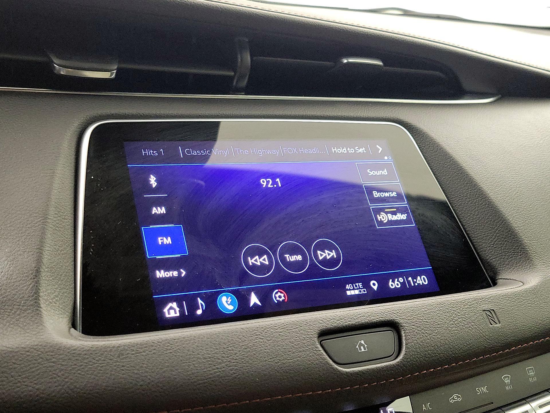 Thumbnail: 2019 Cadillac XT4 - 16