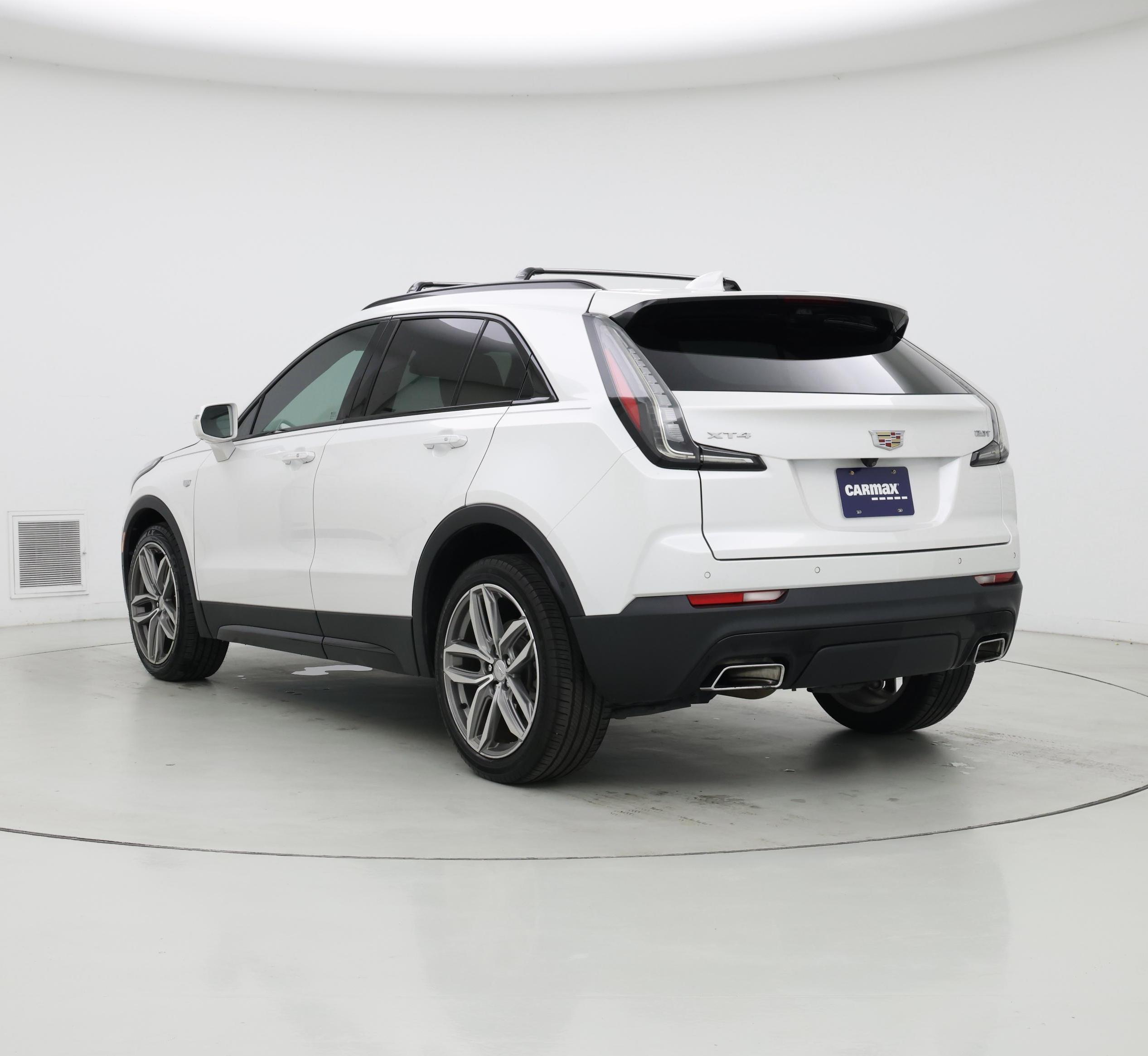 Thumbnail: 2019 Cadillac XT4 - 2