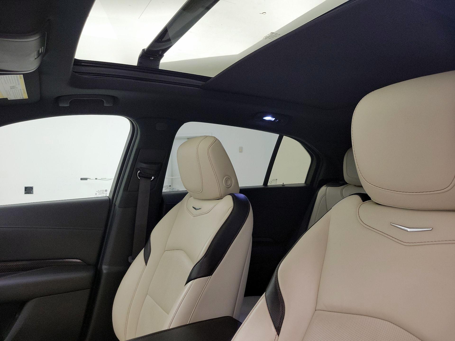 Thumbnail: 2019 Cadillac XT4 - 20