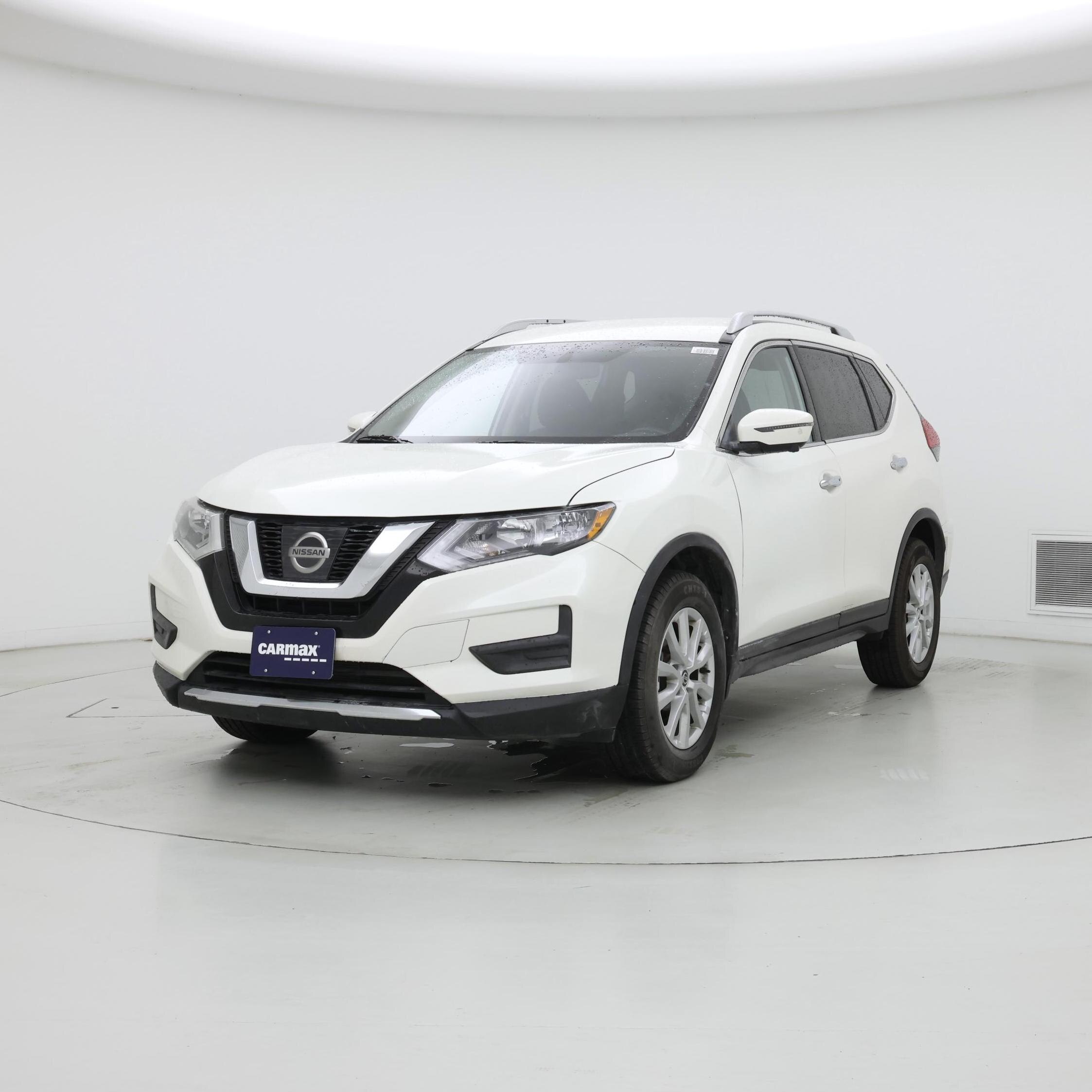 Thumbnail: 2017 Nissan Rogue - 4