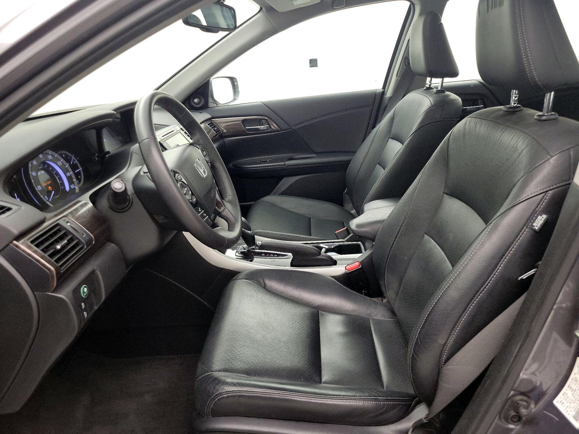 Thumbnail: 2016 Honda Accord - 11