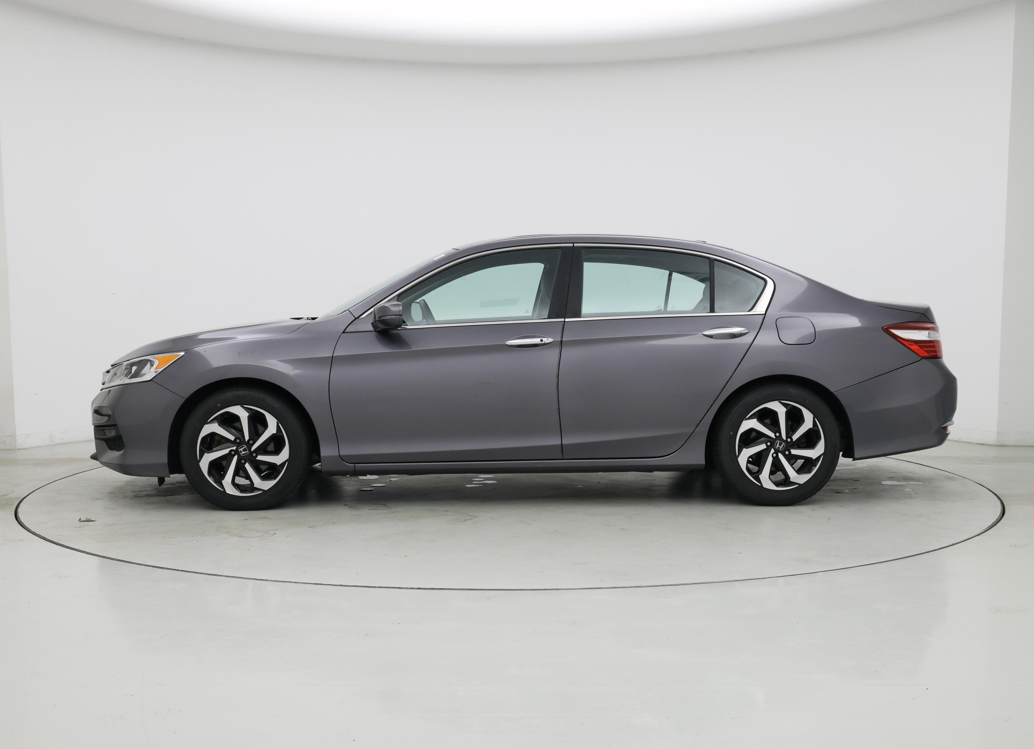 Thumbnail: 2016 Honda Accord - 3