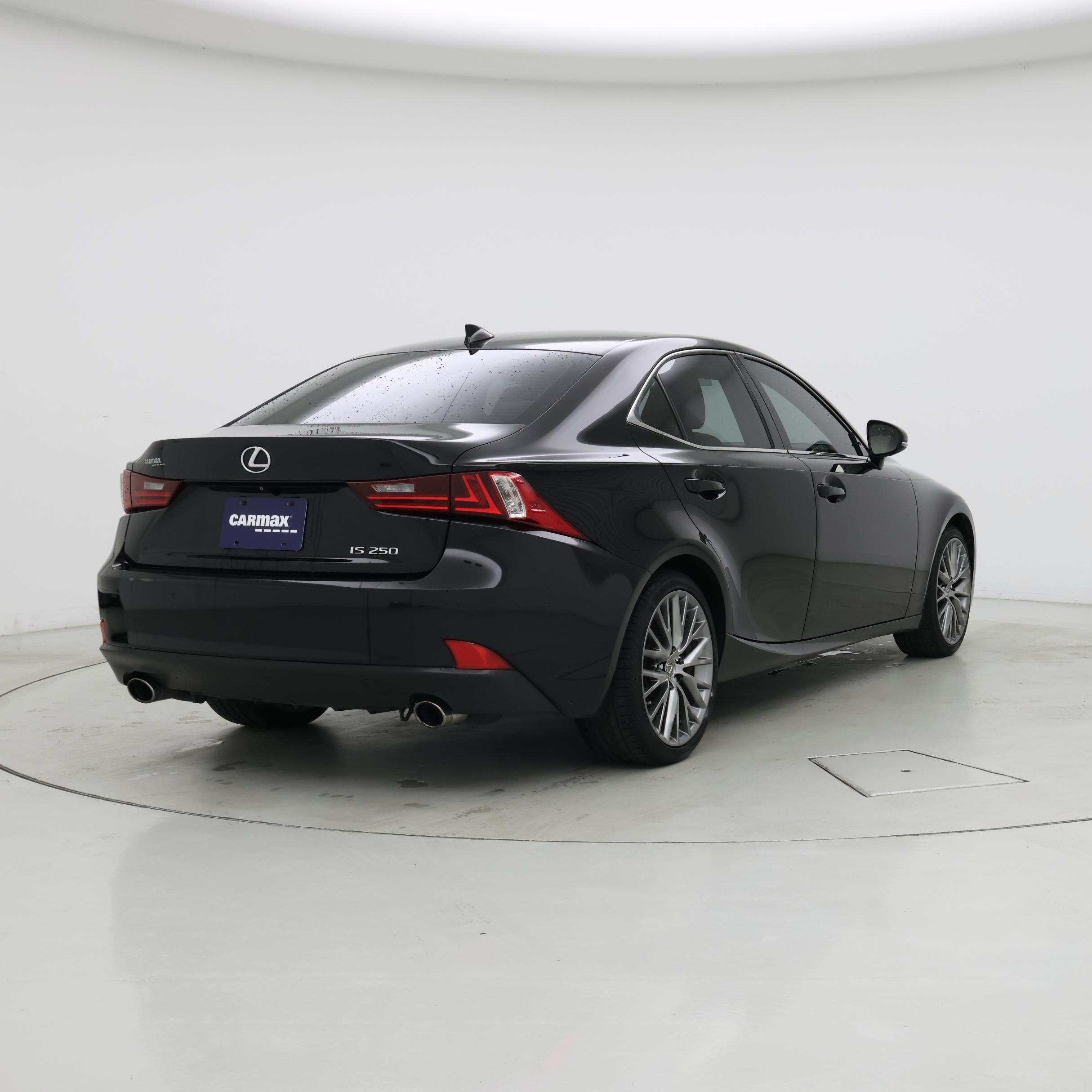Thumbnail: 2015 Lexus IS - 8