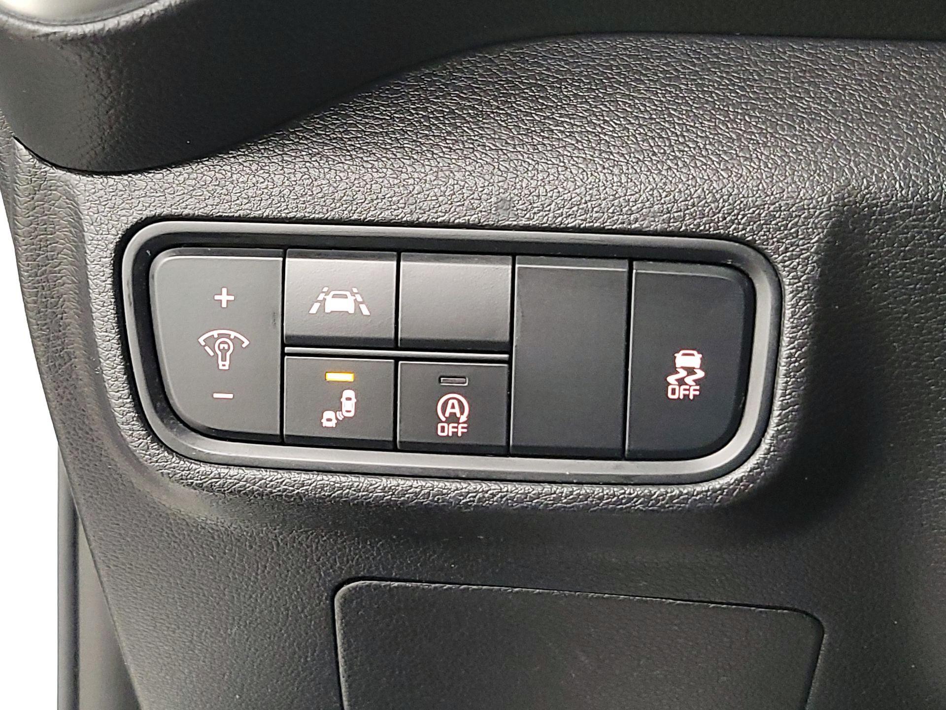 Thumbnail: 2020 Kia Soul - 13