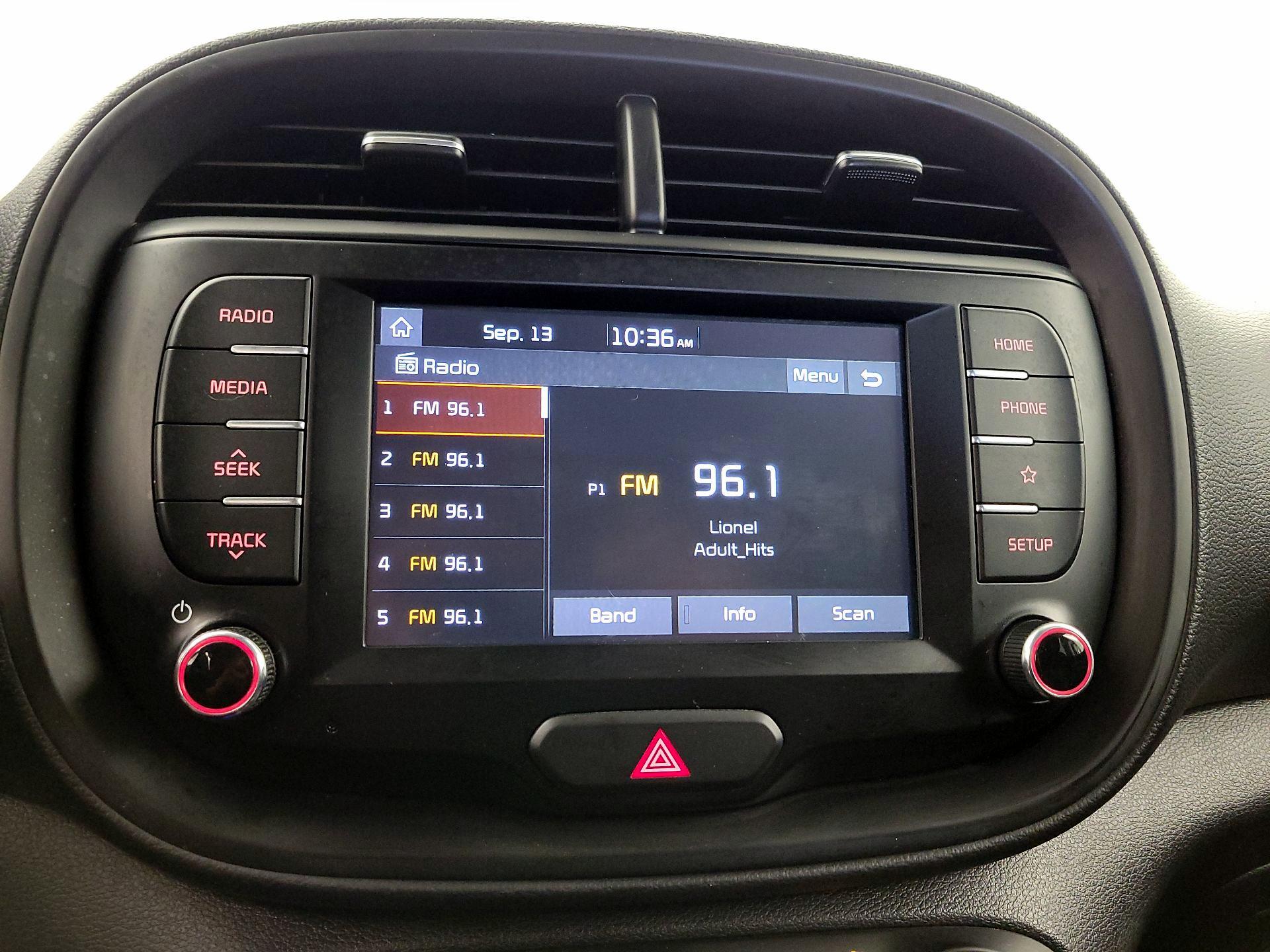 Thumbnail: 2020 Kia Soul - 15