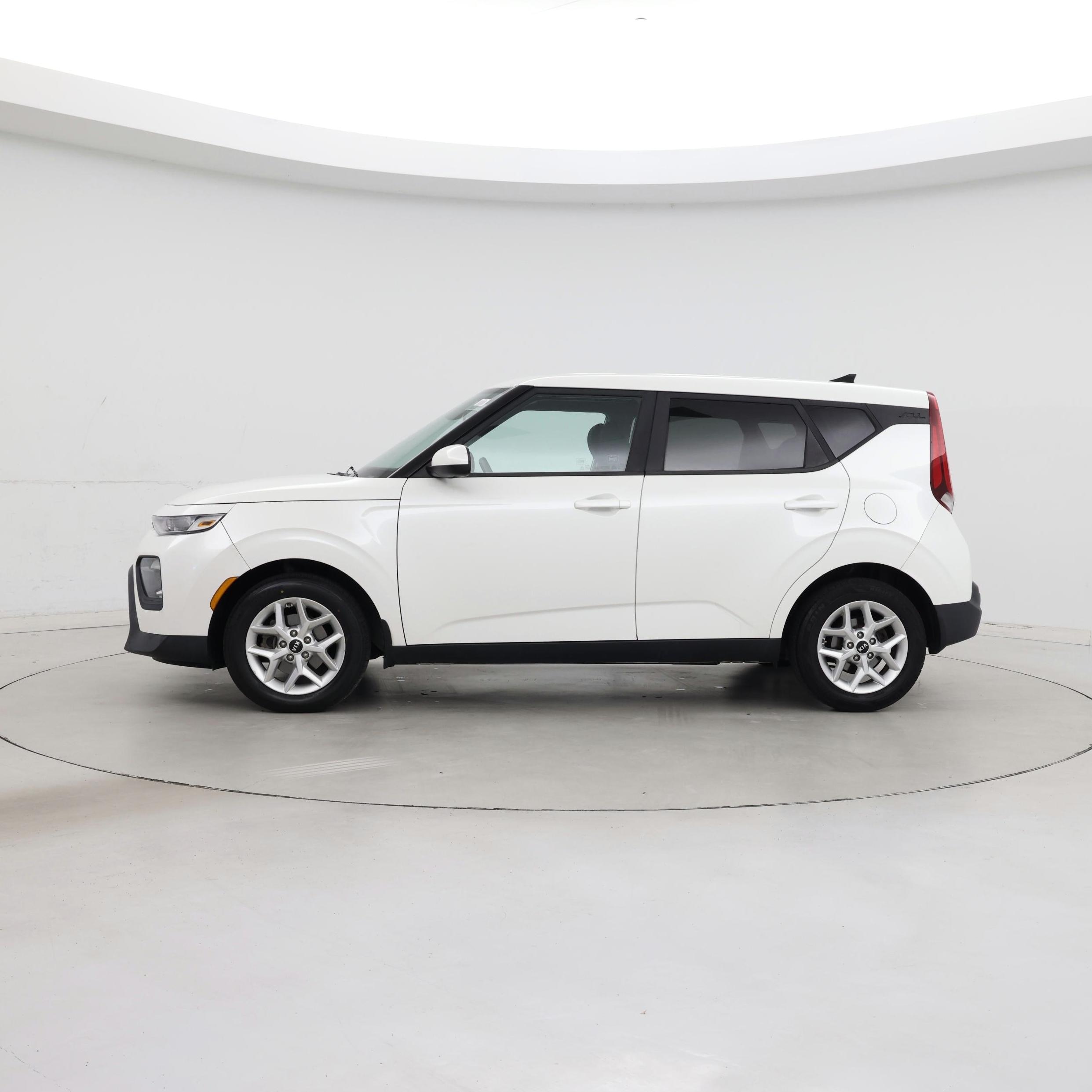 Thumbnail: 2020 Kia Soul - 3