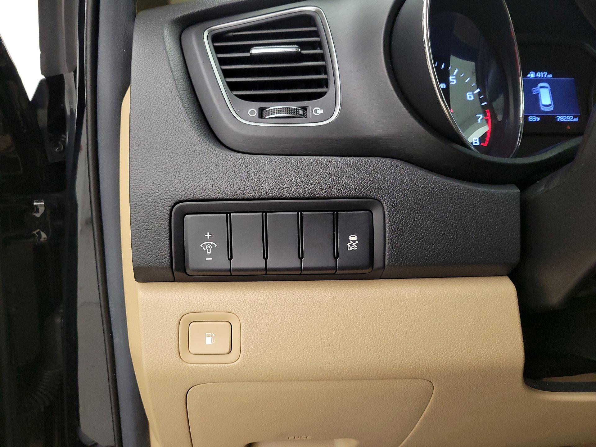 Thumbnail: 2019 Kia Sedona - 13