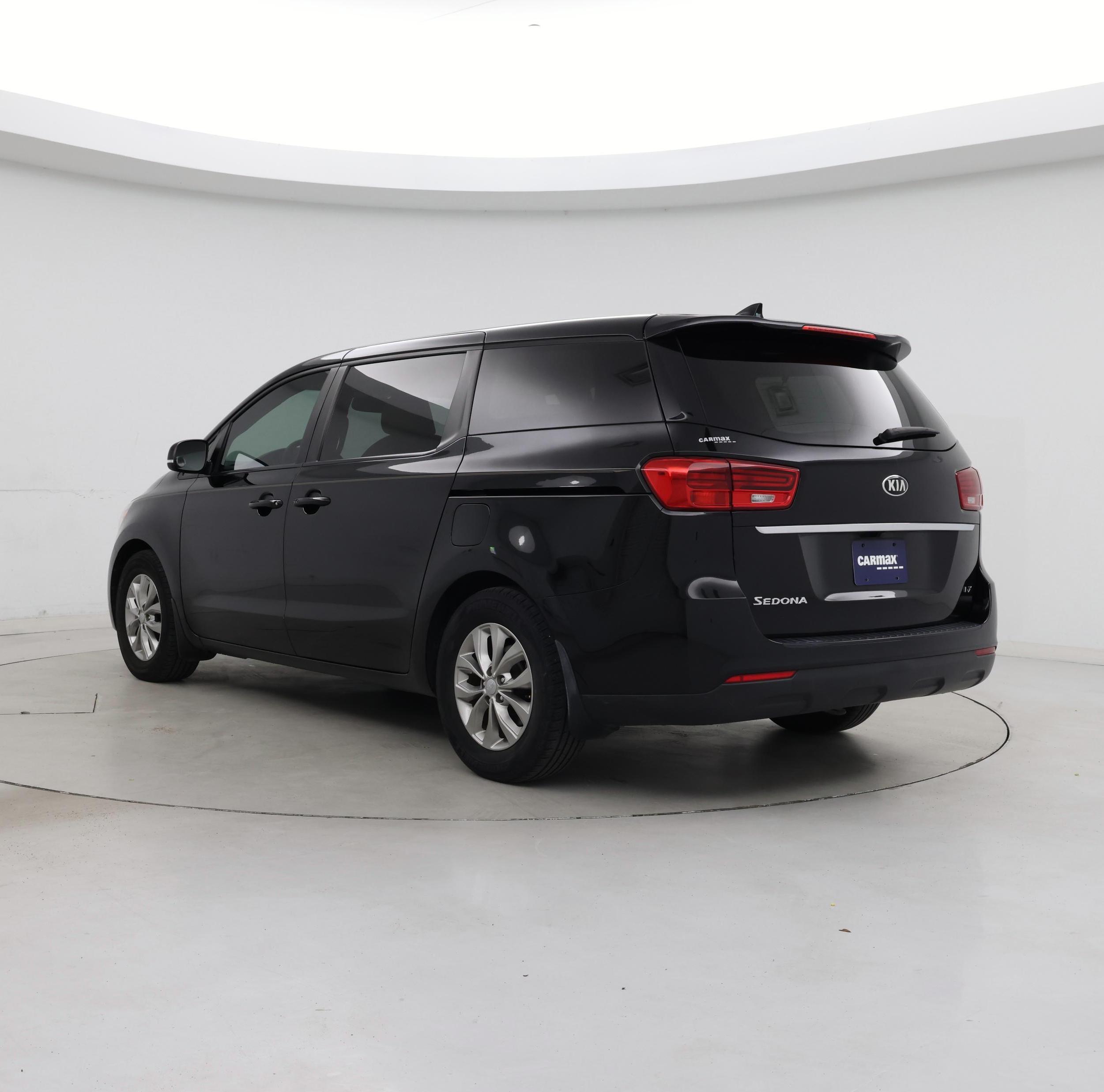 Thumbnail: 2019 Kia Sedona - 2