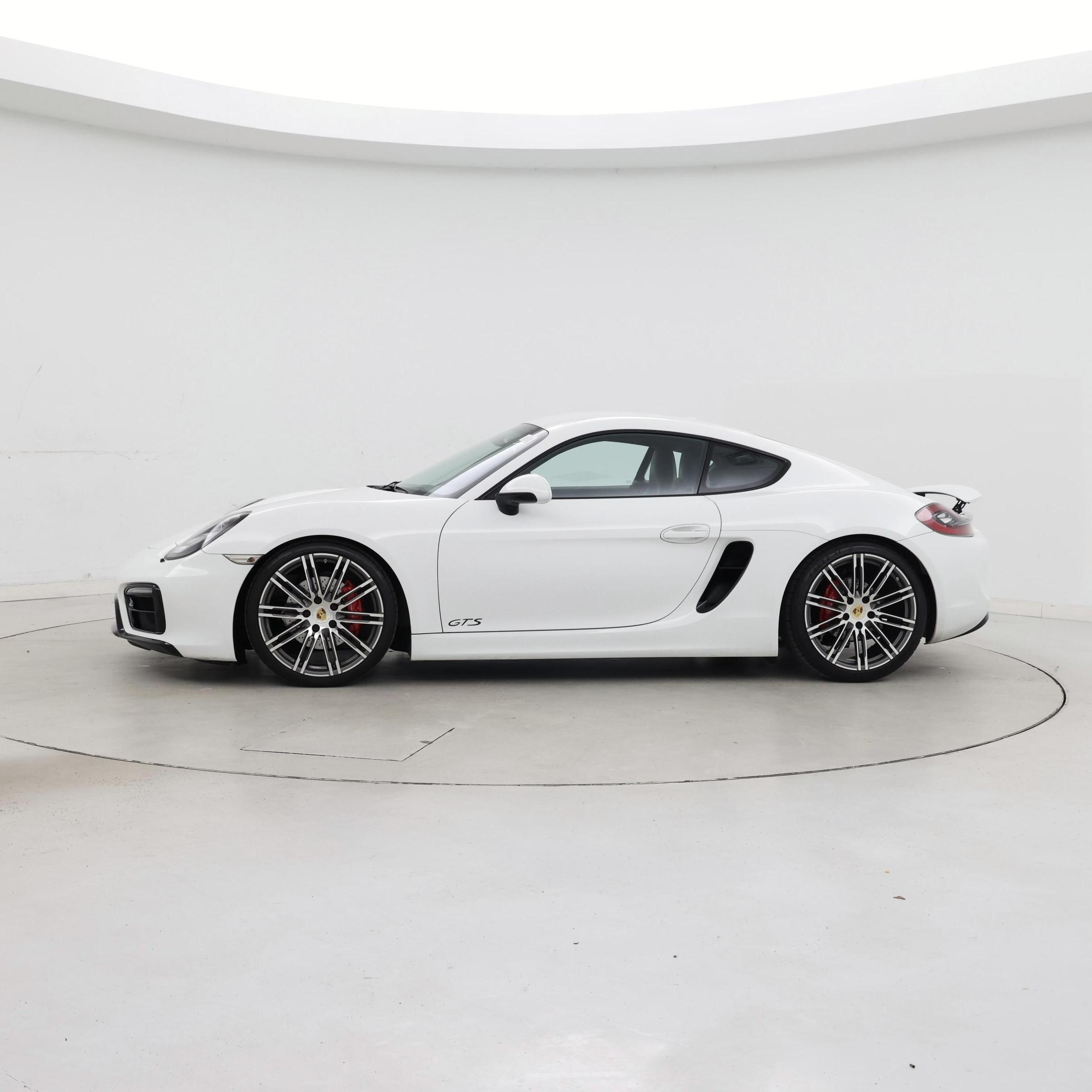 Thumbnail: 2015 Porsche Cayman - 3