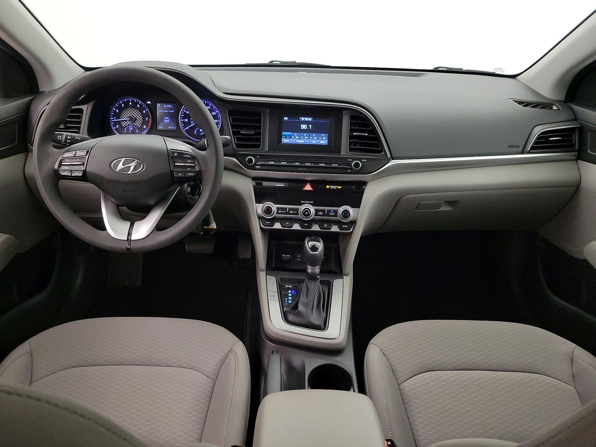 Thumbnail: 2020 Hyundai Elantra - 9