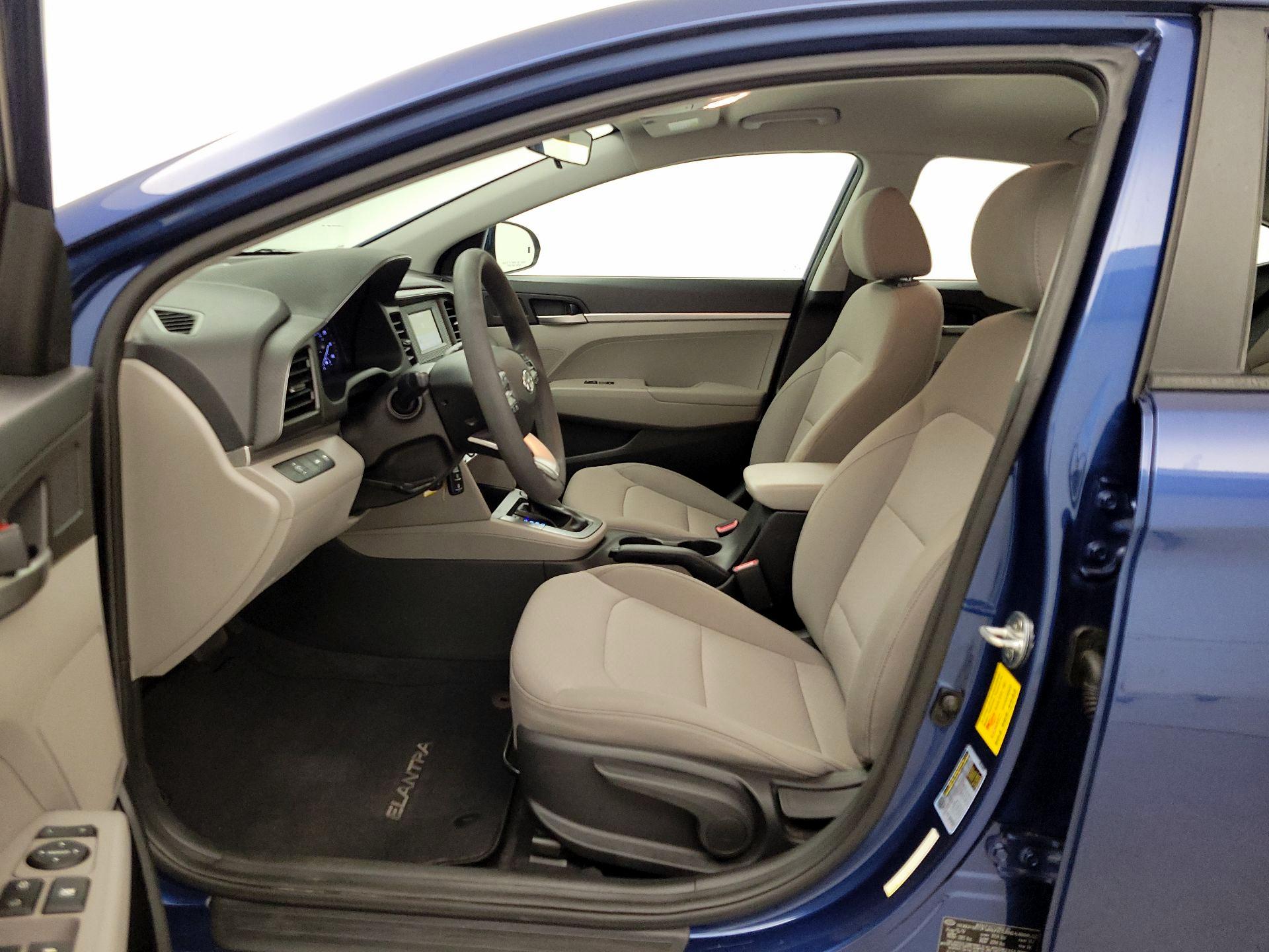Thumbnail: 2020 Hyundai Elantra - 11