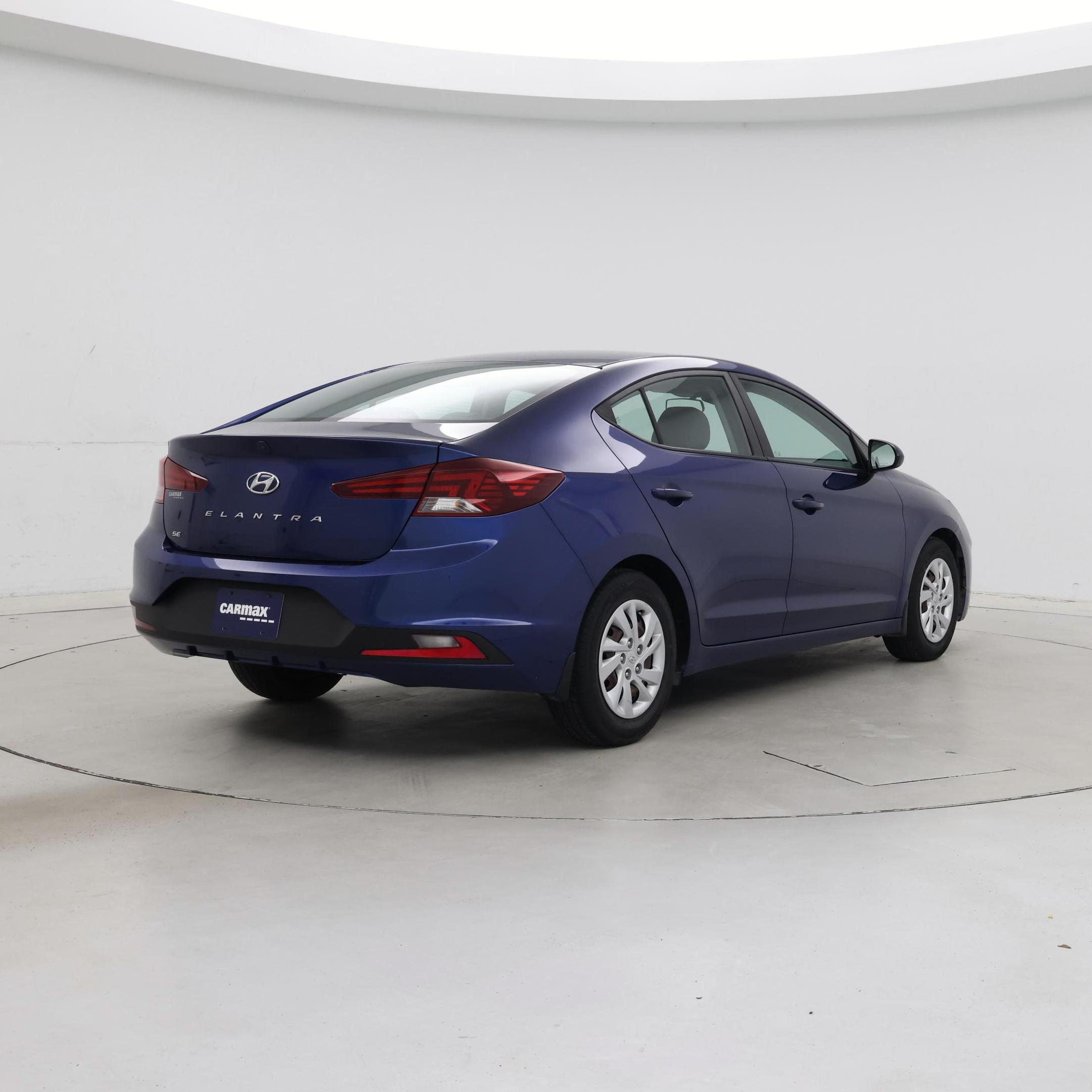 Thumbnail: 2020 Hyundai Elantra - 8
