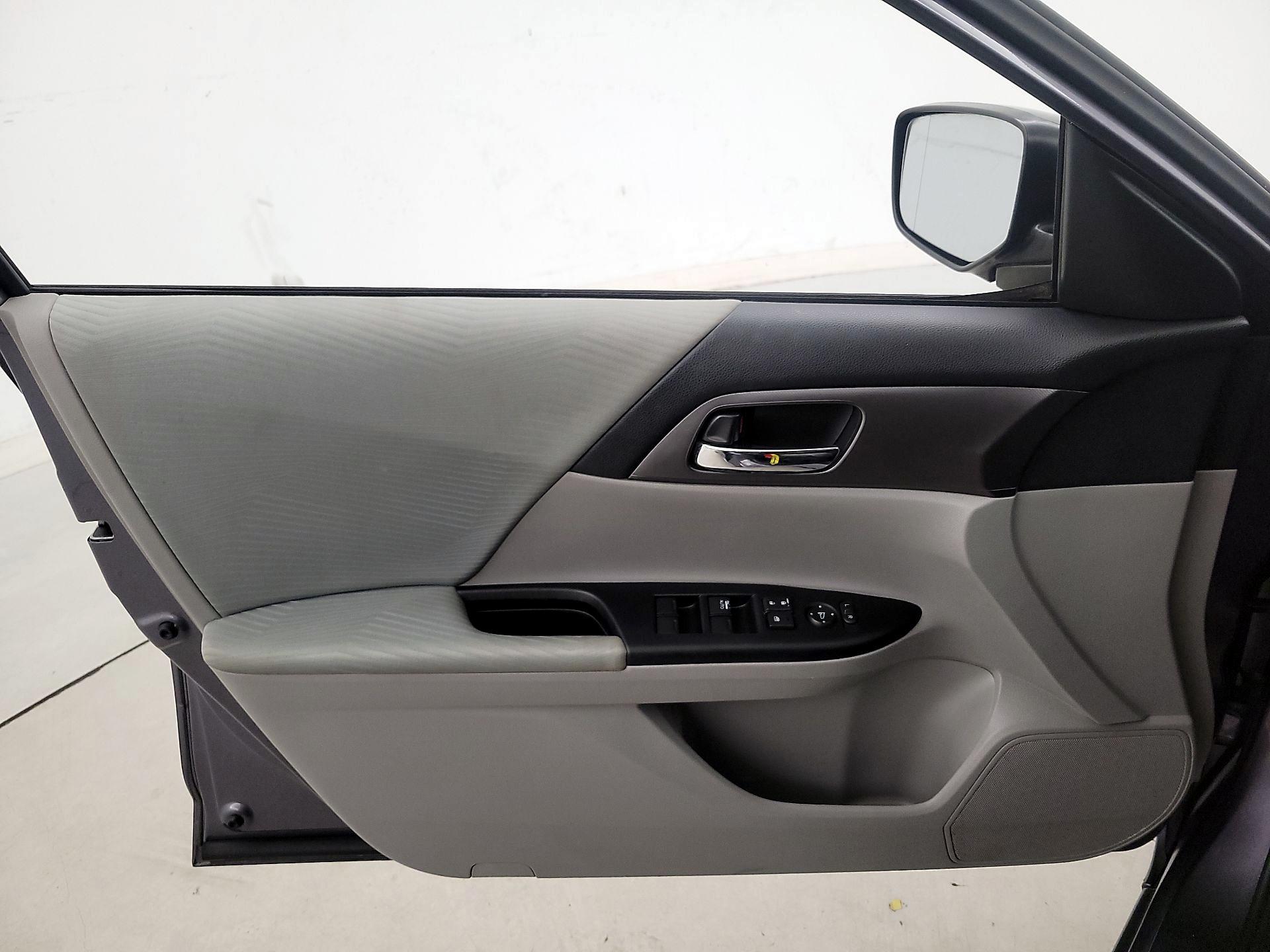 Thumbnail: 2014 Honda Accord - 12