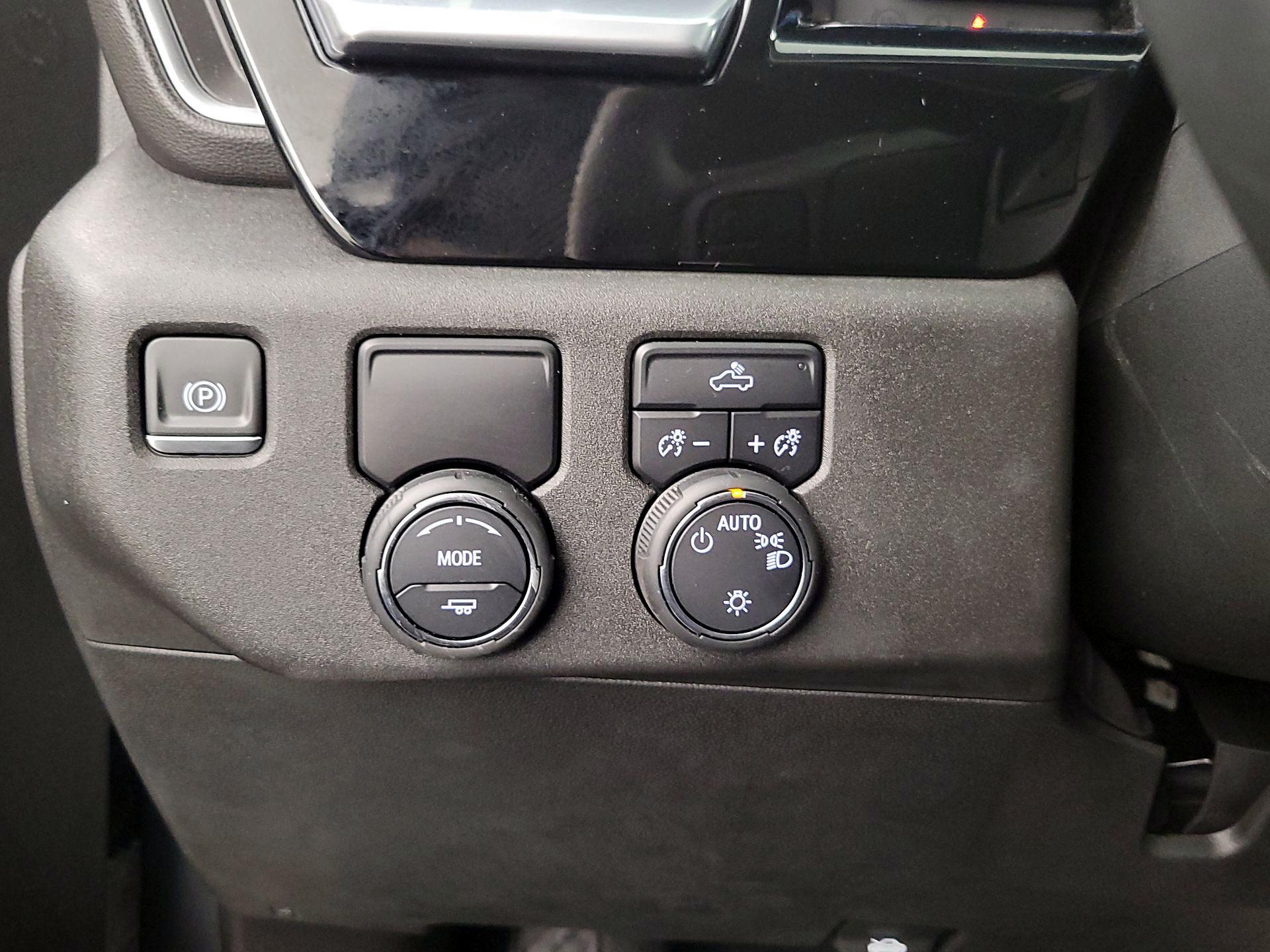 Thumbnail: 2024 Chevrolet Silverado 1500 - 13