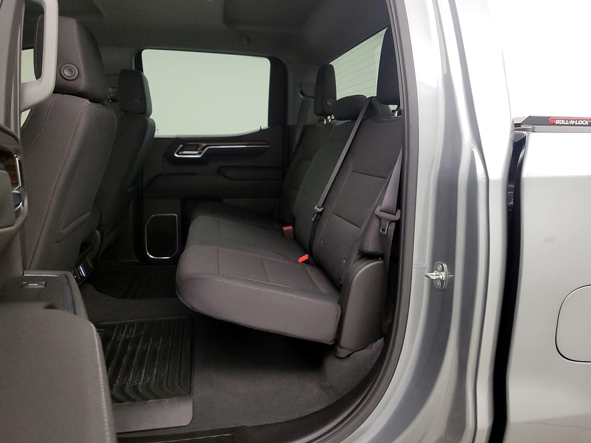 Thumbnail: 2024 Chevrolet Silverado 1500 - 19