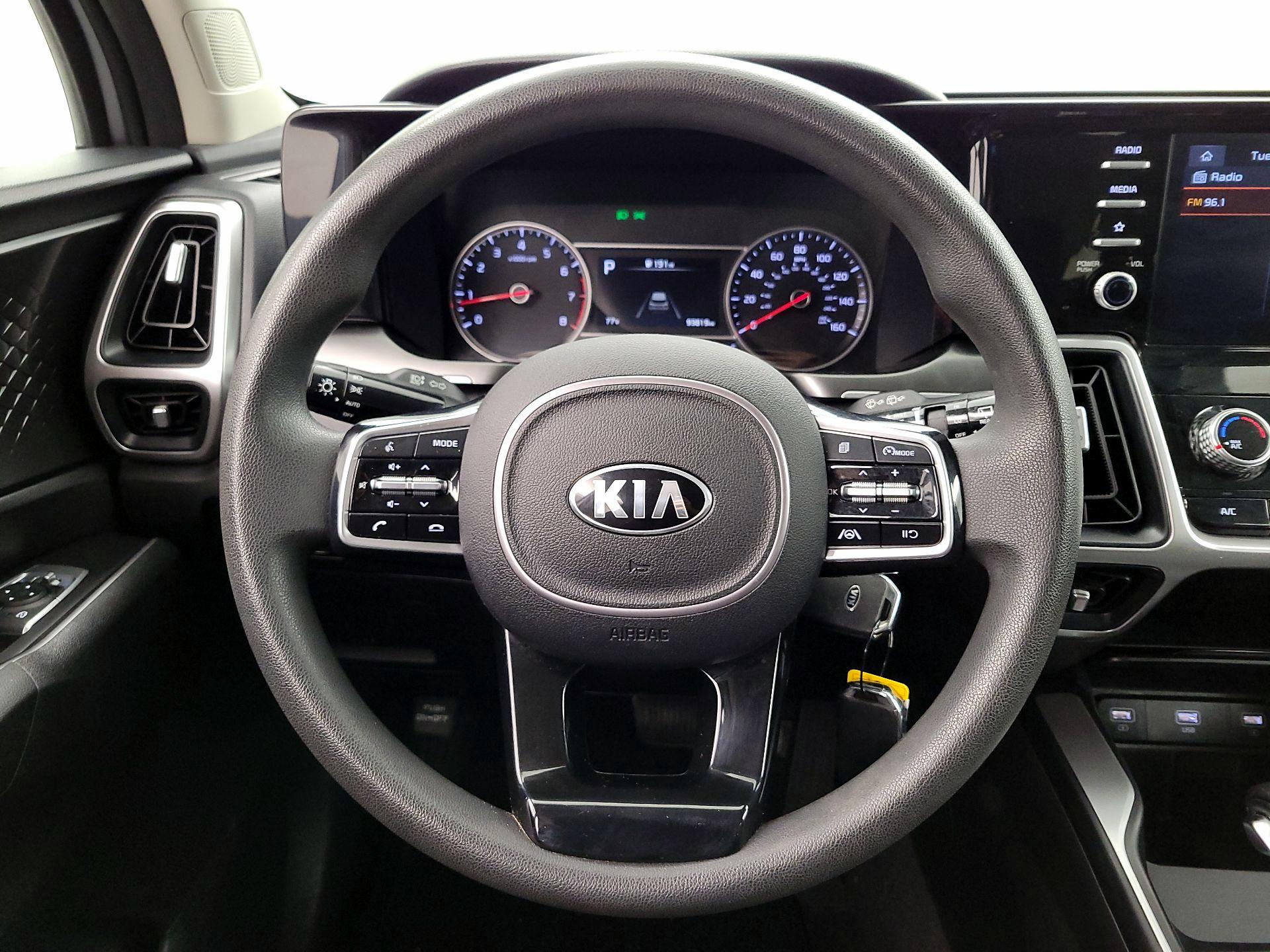 Thumbnail: 2021 Kia Sorento - 10