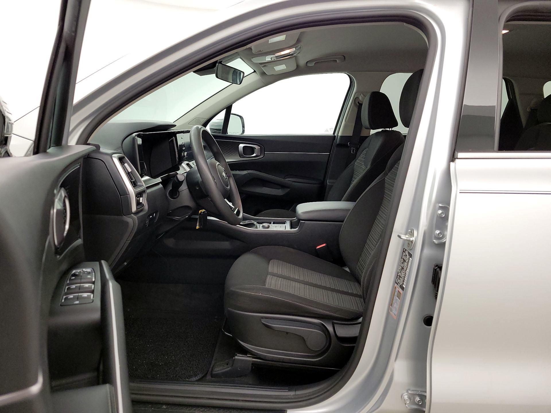 Thumbnail: 2021 Kia Sorento - 11