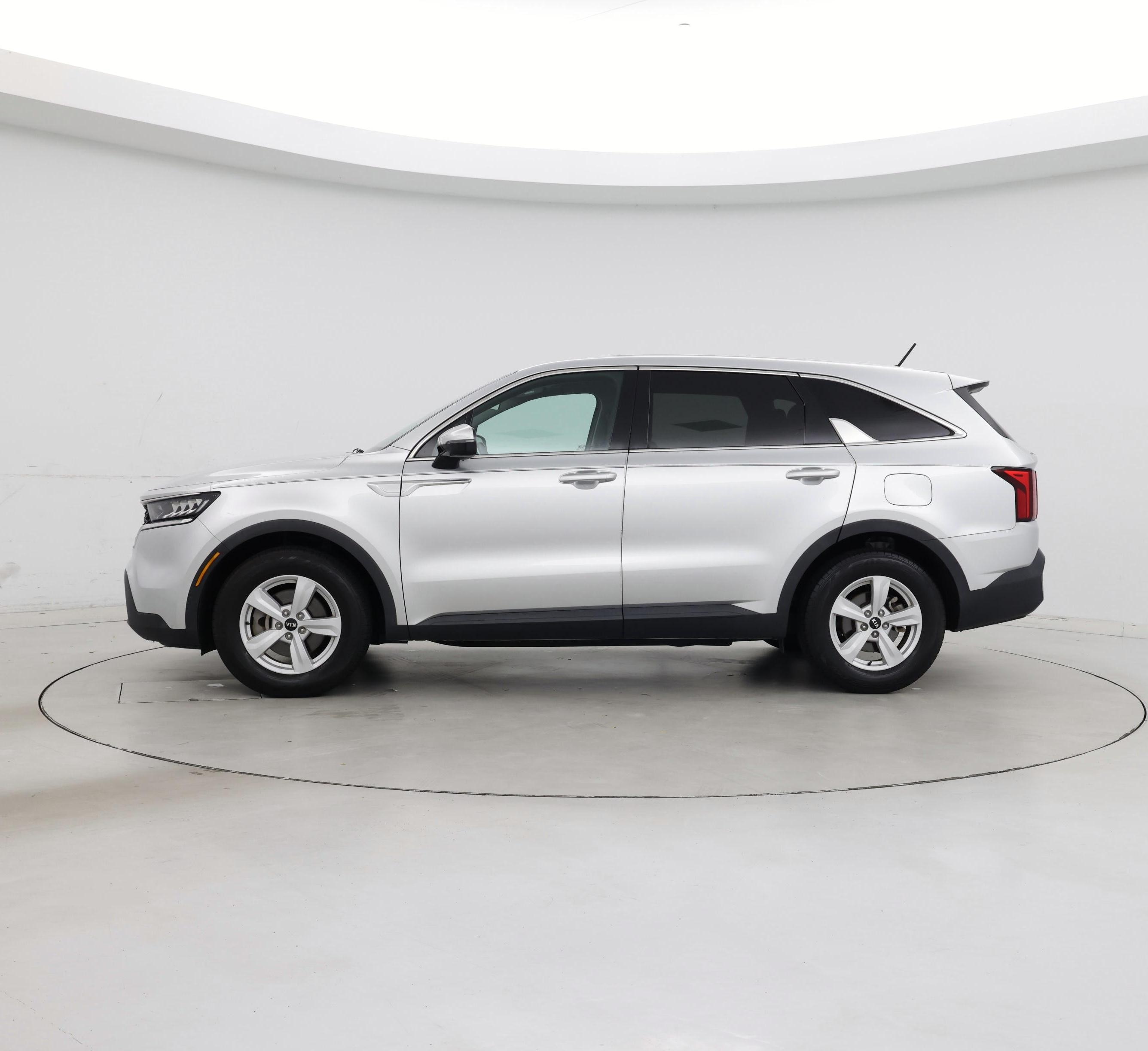 Thumbnail: 2021 Kia Sorento - 3