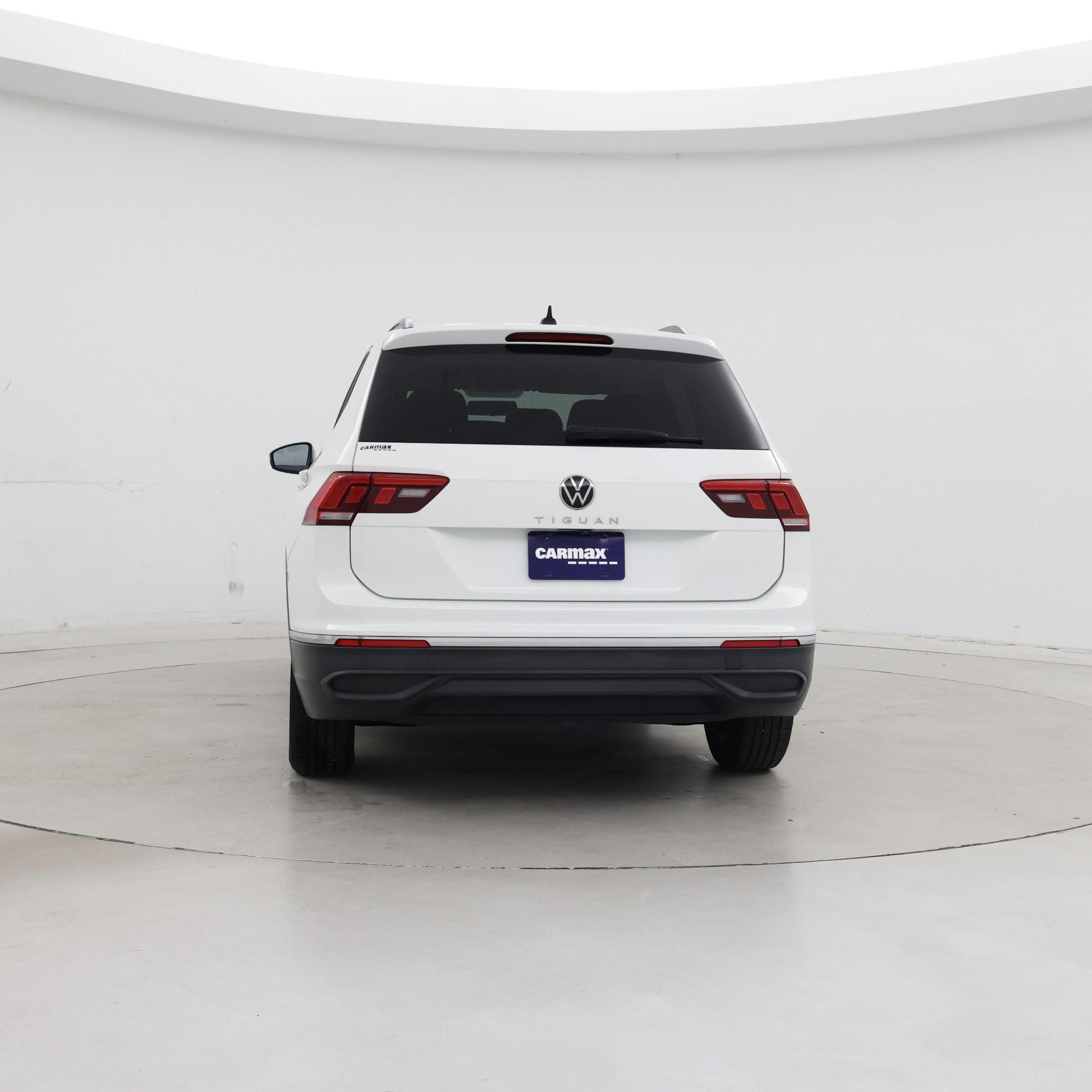 Thumbnail: 2022 Volkswagen Tiguan - 6
