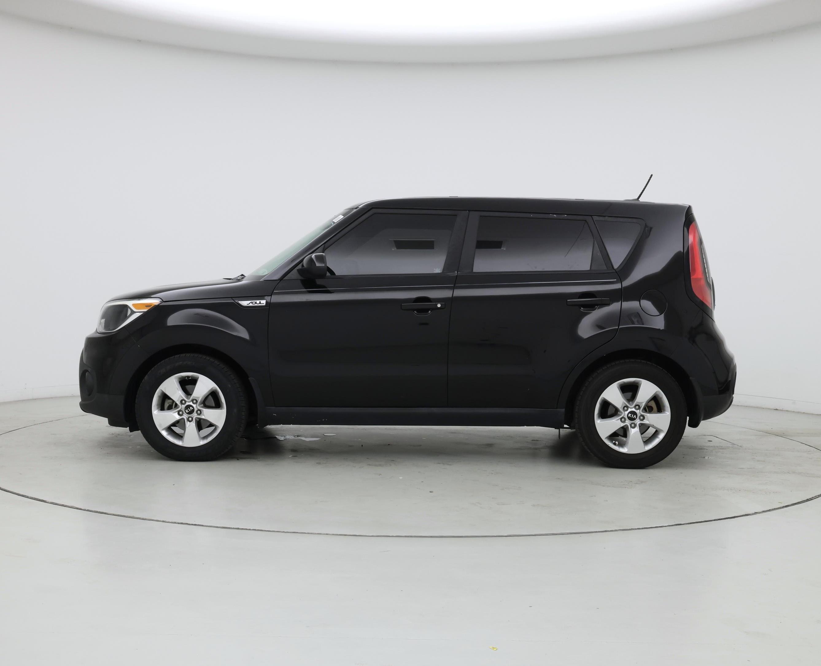 Thumbnail: 2019 Kia Soul - 3