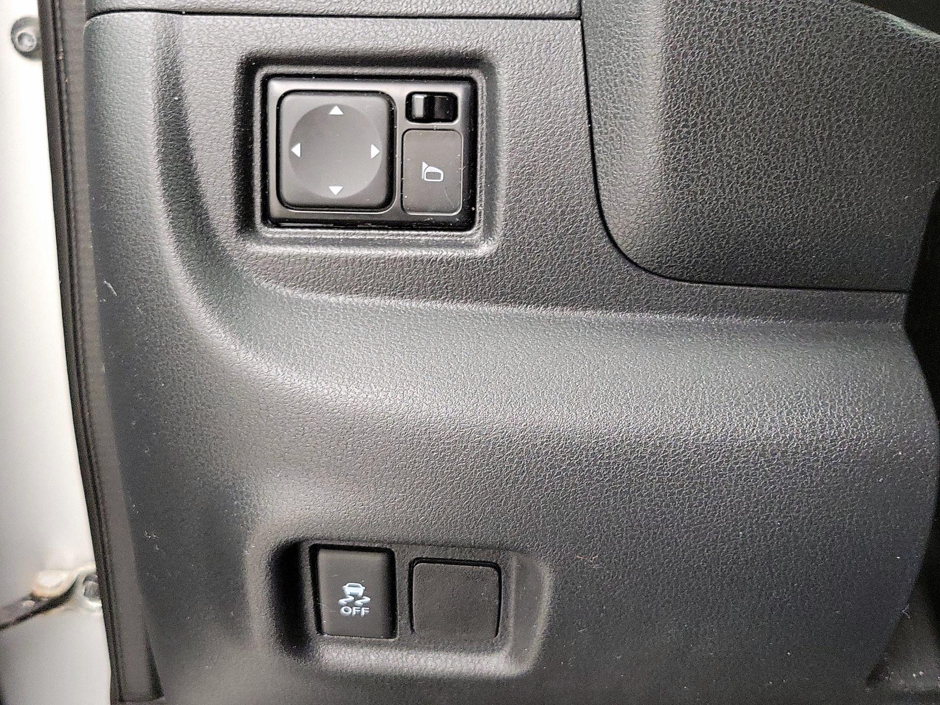 Thumbnail: 2017 Nissan Versa - 13