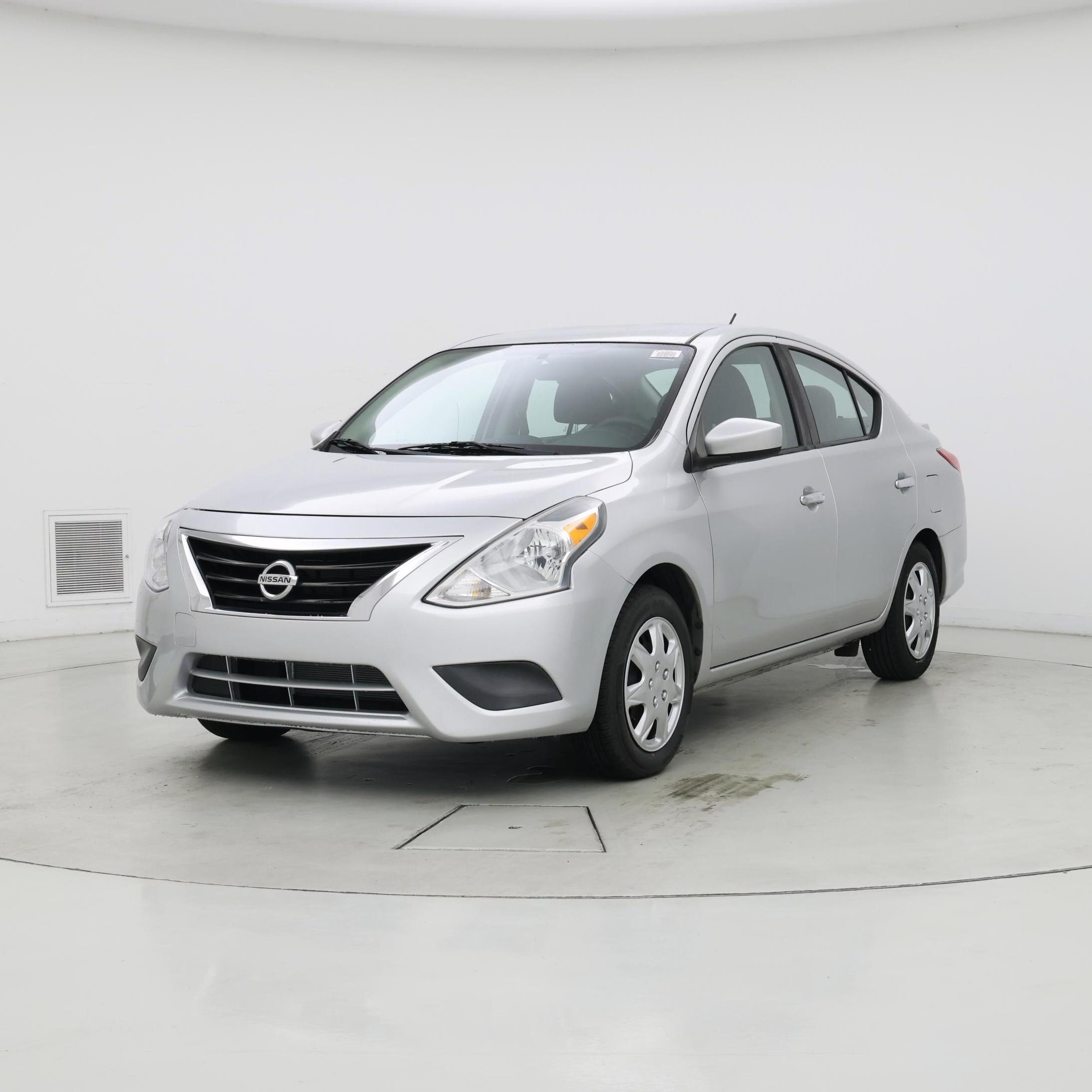 Thumbnail: 2017 Nissan Versa - 4