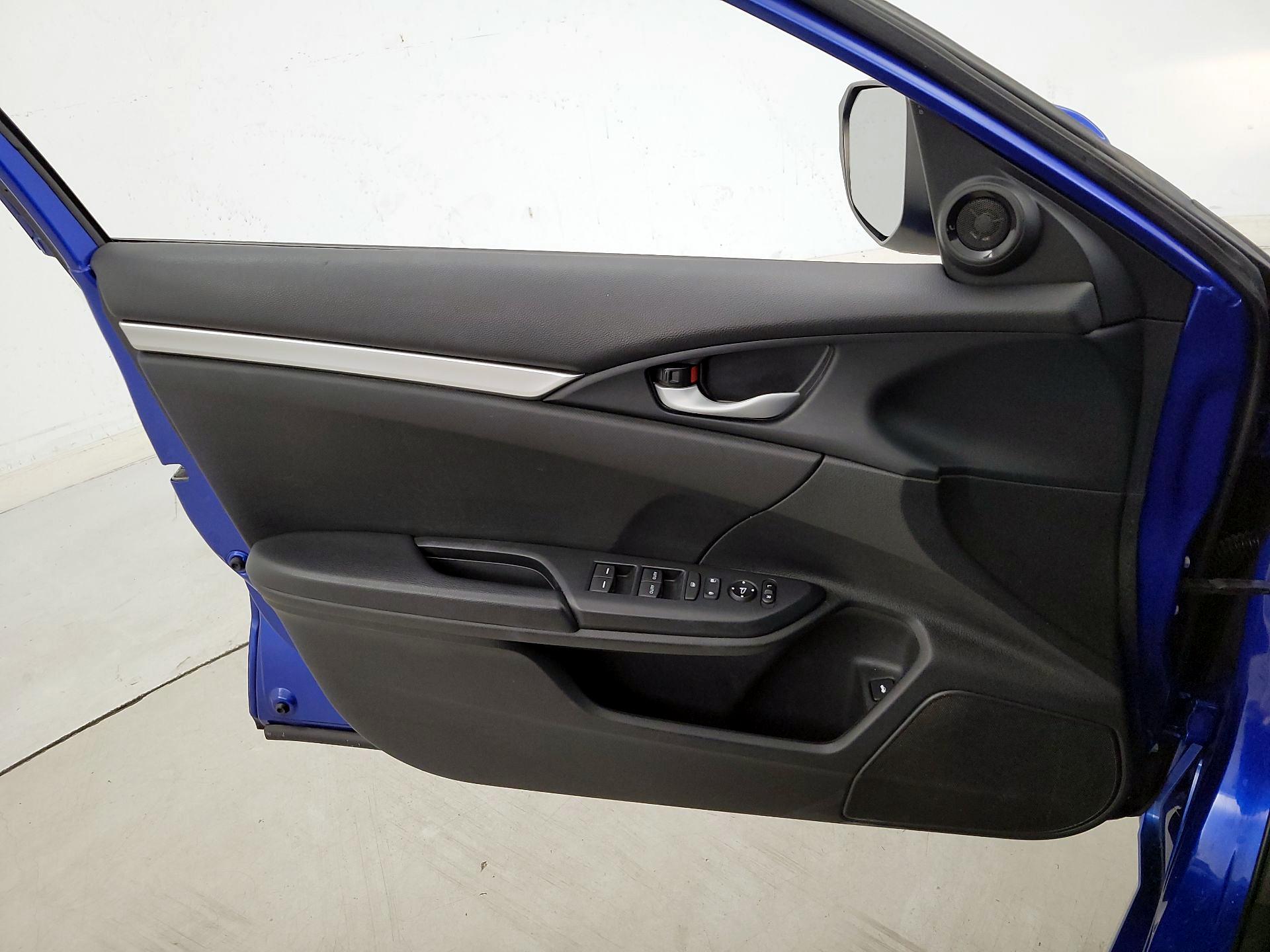 Thumbnail: 2019 Honda Civic - 12