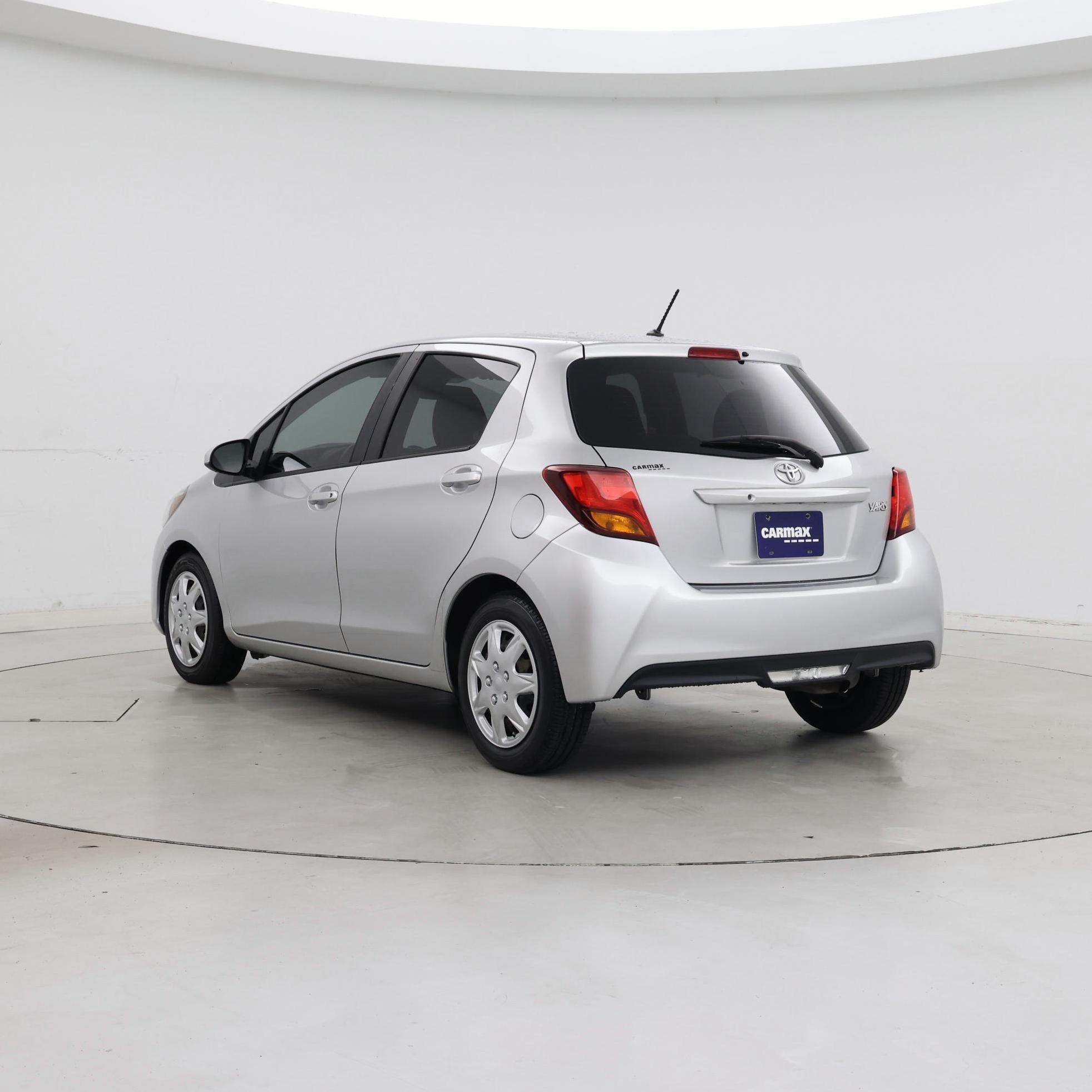 Thumbnail: 2017 Toyota Yaris - 2