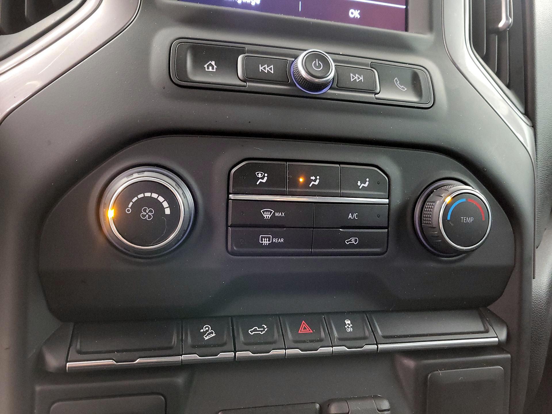 Thumbnail: 2021 Chevrolet Silverado 1500 - 16