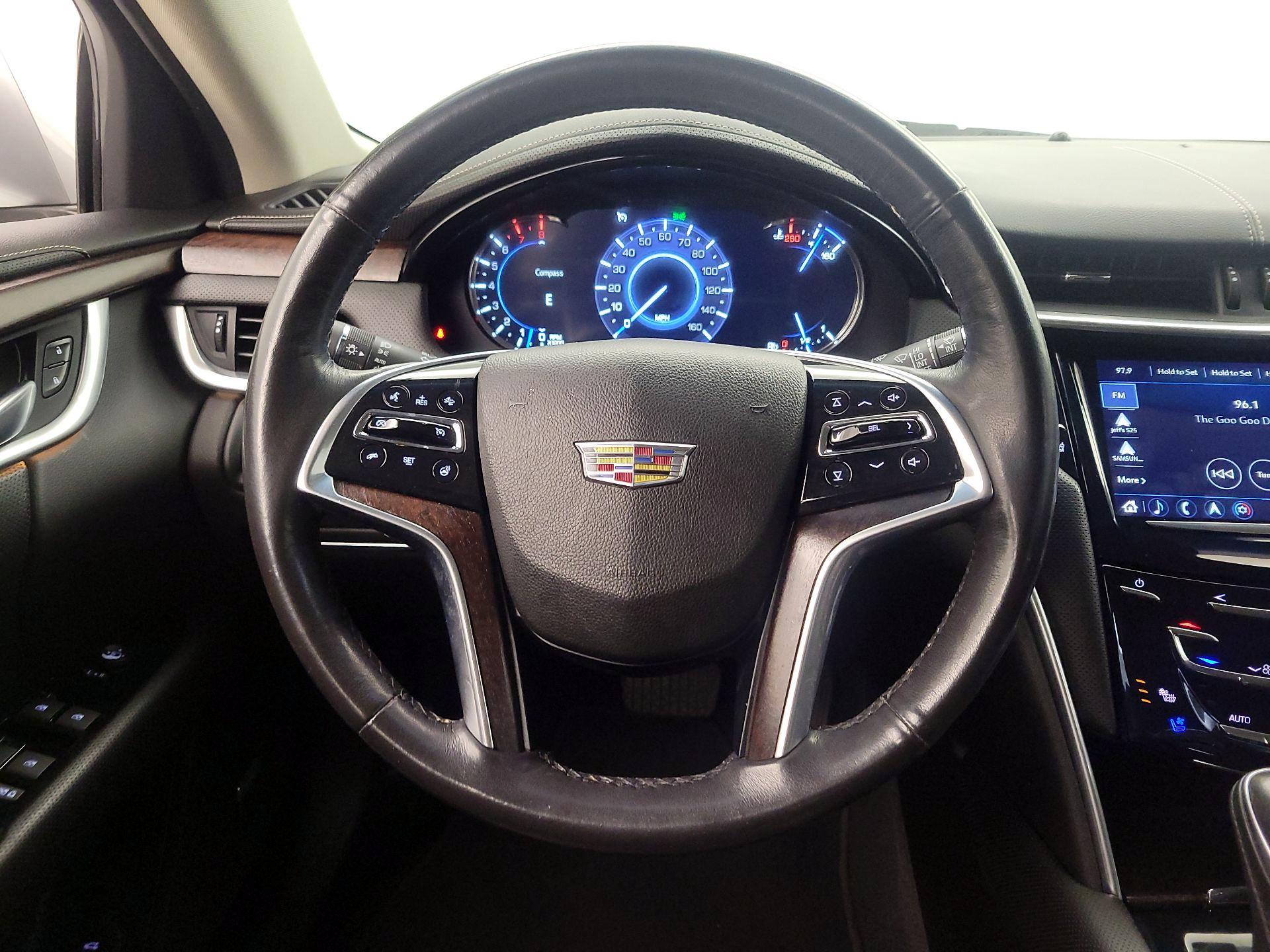 Thumbnail: 2019 Cadillac XTS - 10