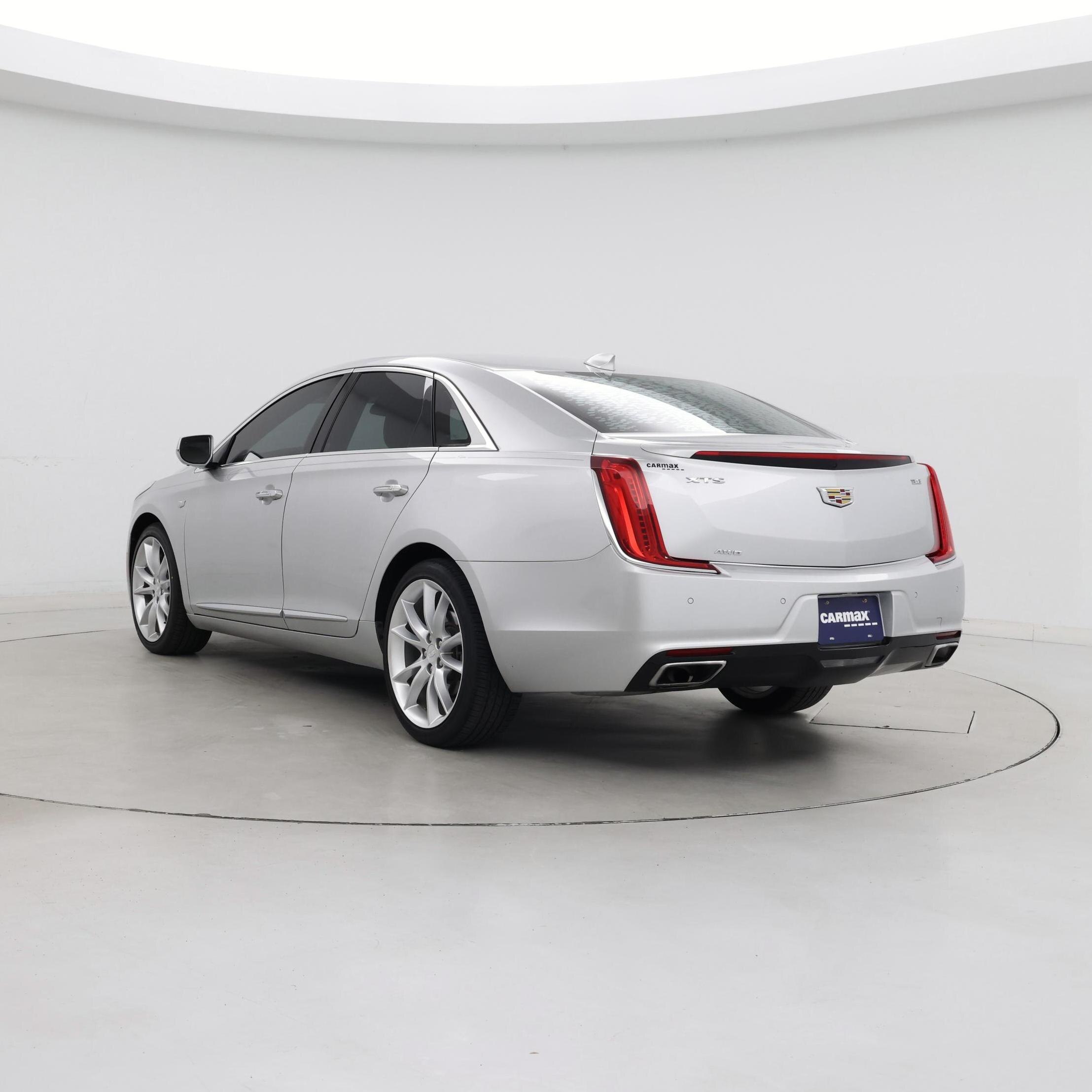Thumbnail: 2019 Cadillac XTS - 2
