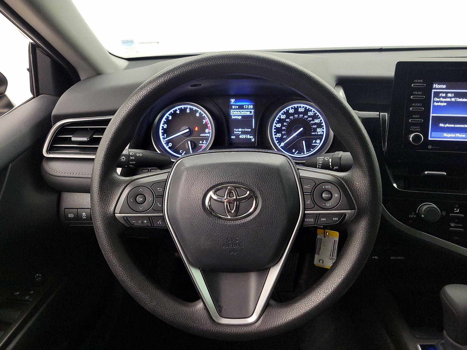 Thumbnail: 2021 Toyota Camry - 10