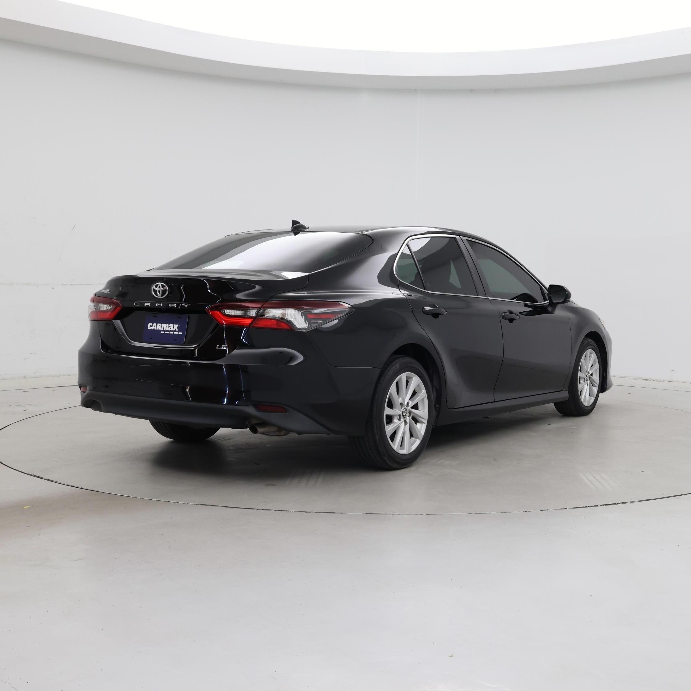 Thumbnail: 2021 Toyota Camry - 8